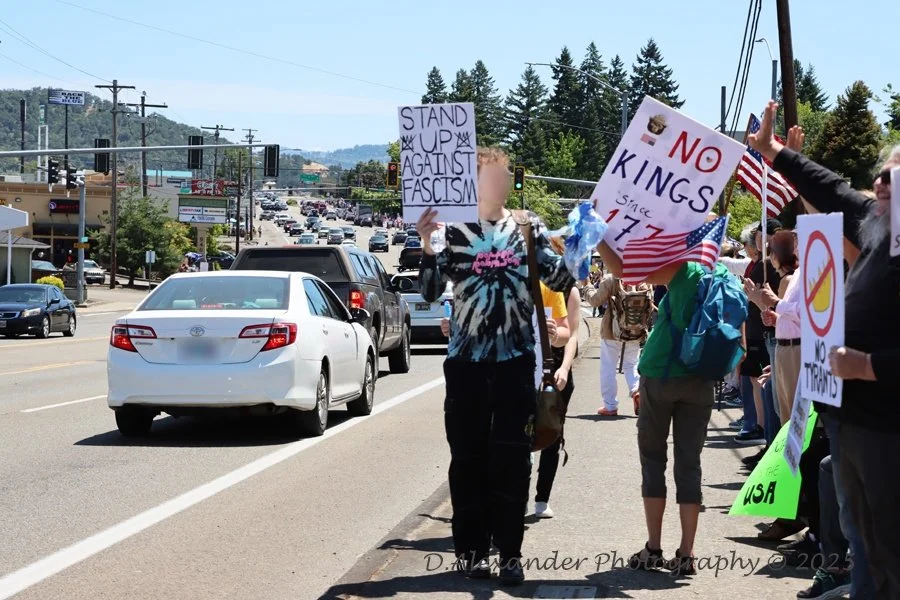 06 14 25-NoKingsProtest_DAlexander_2592_4x6 150dpi.jpg