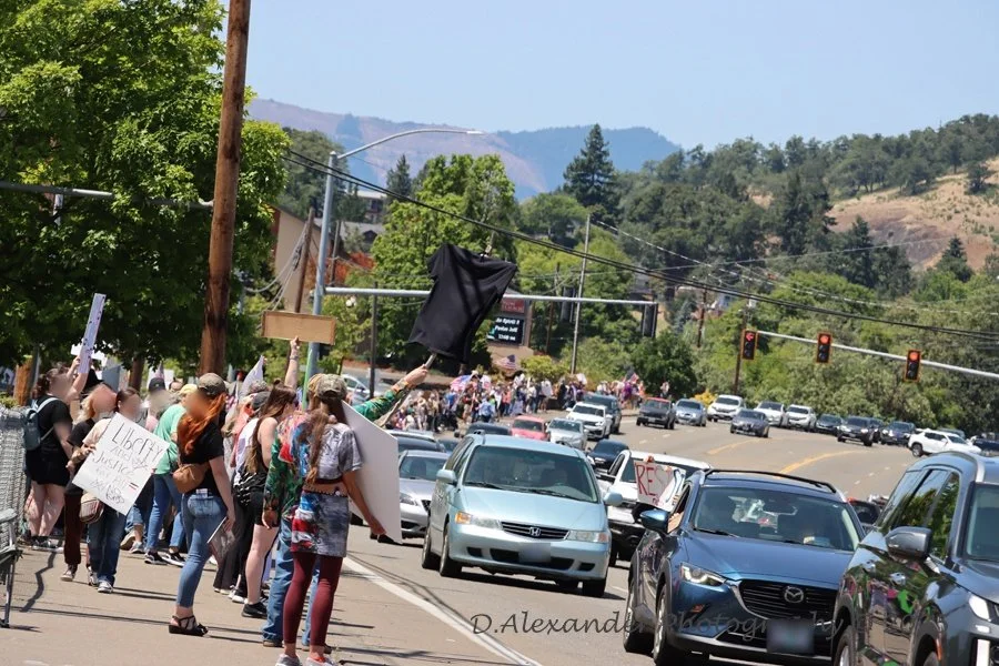 06 14 25-NoKingsProtest_DAlexander_2896_4 x 6 150dpi.jpg