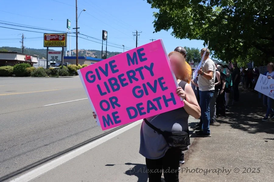 06 14 25-NoKingsProtest_DAlexander_2739_4 x 6 150dpi.jpg