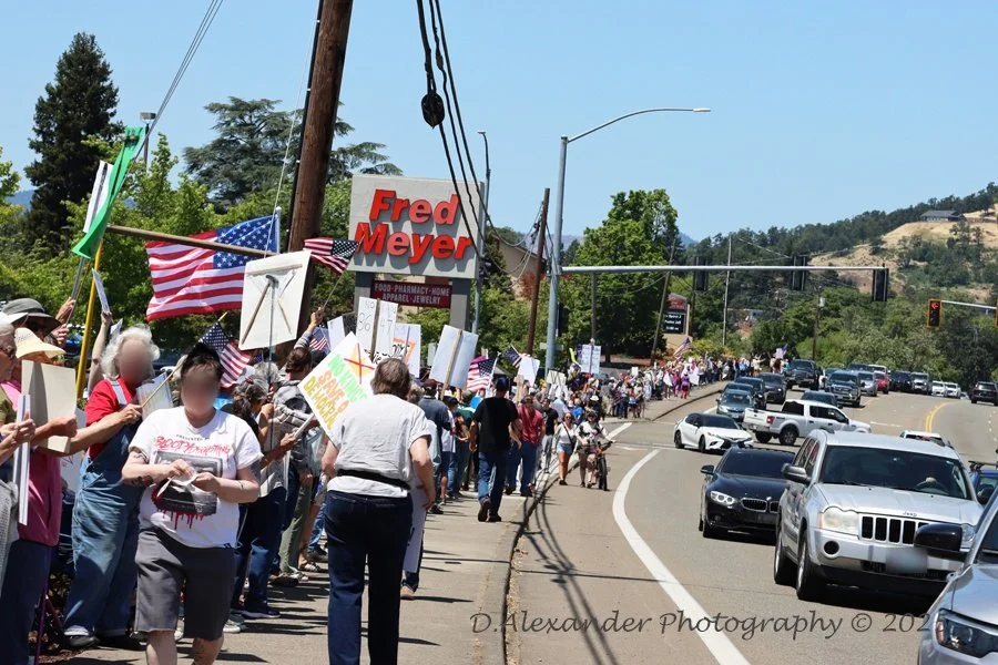 06 14 25-NoKingsProtest_DAlexander_2681_4 x 6 150dpi.jpg