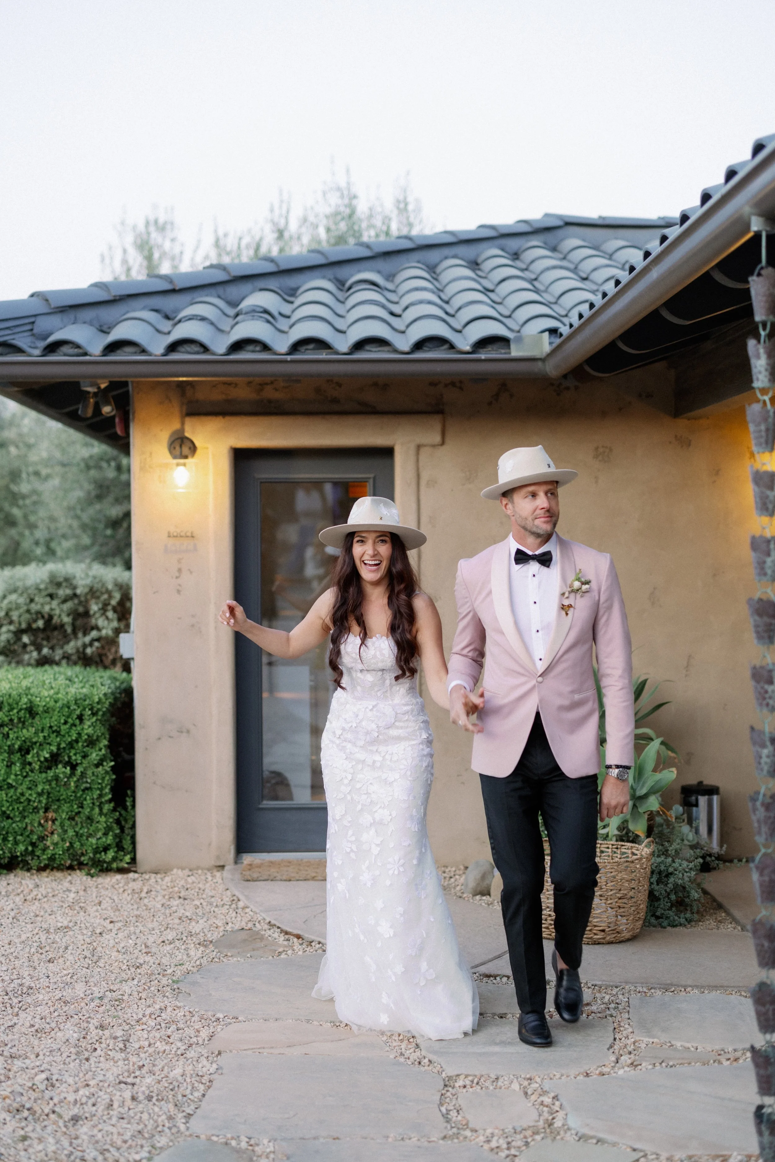 27VINES_WeddingBungalow.jpg