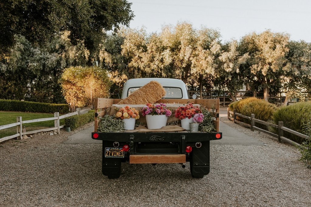 27Vines_FlowerTruck_05.jpeg
