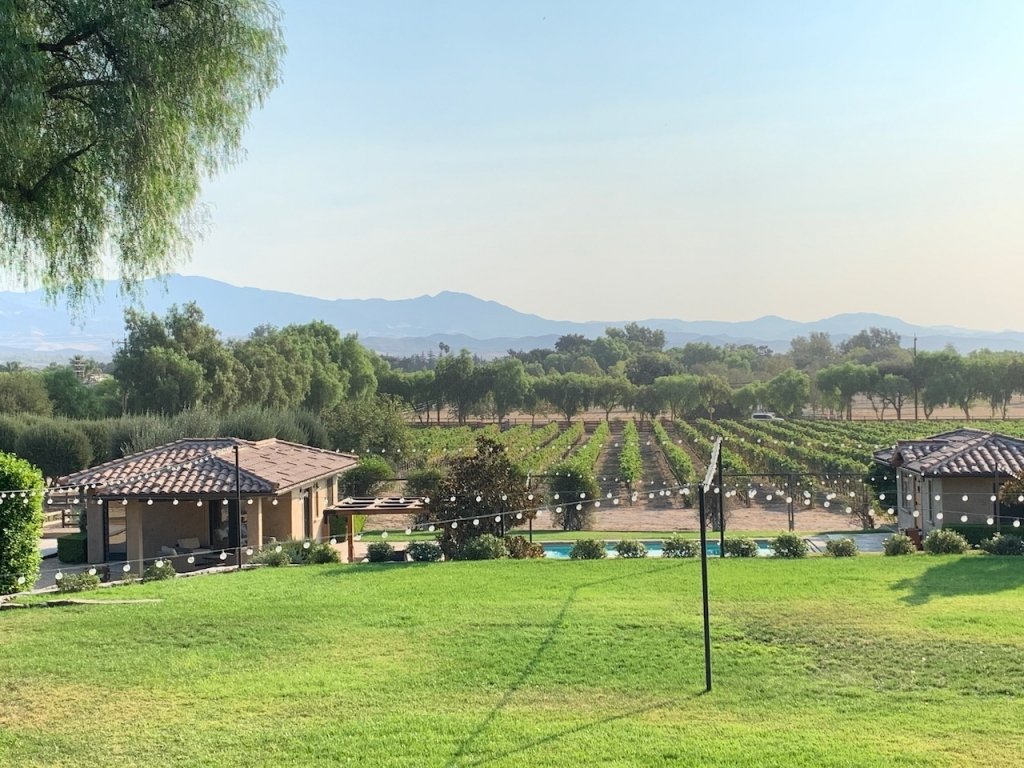 27VINES_Bungalows_07.jpeg