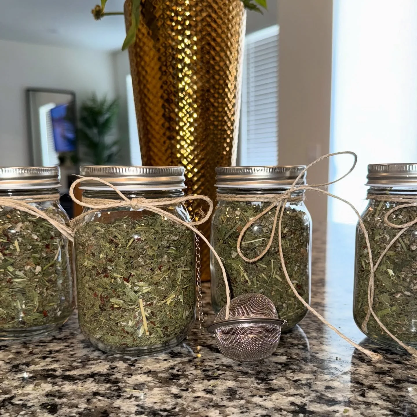 🩷 Postpartum Nourishment in a Cup 🩷

My handcrafted Postpartum Tea is designed to support healing &amp; replenishment after birth 💛

🌿 Nettle &ndash; Mineral rich, replenishing iron, calcium &amp; essential nutrients lost during pregnancy &amp; b