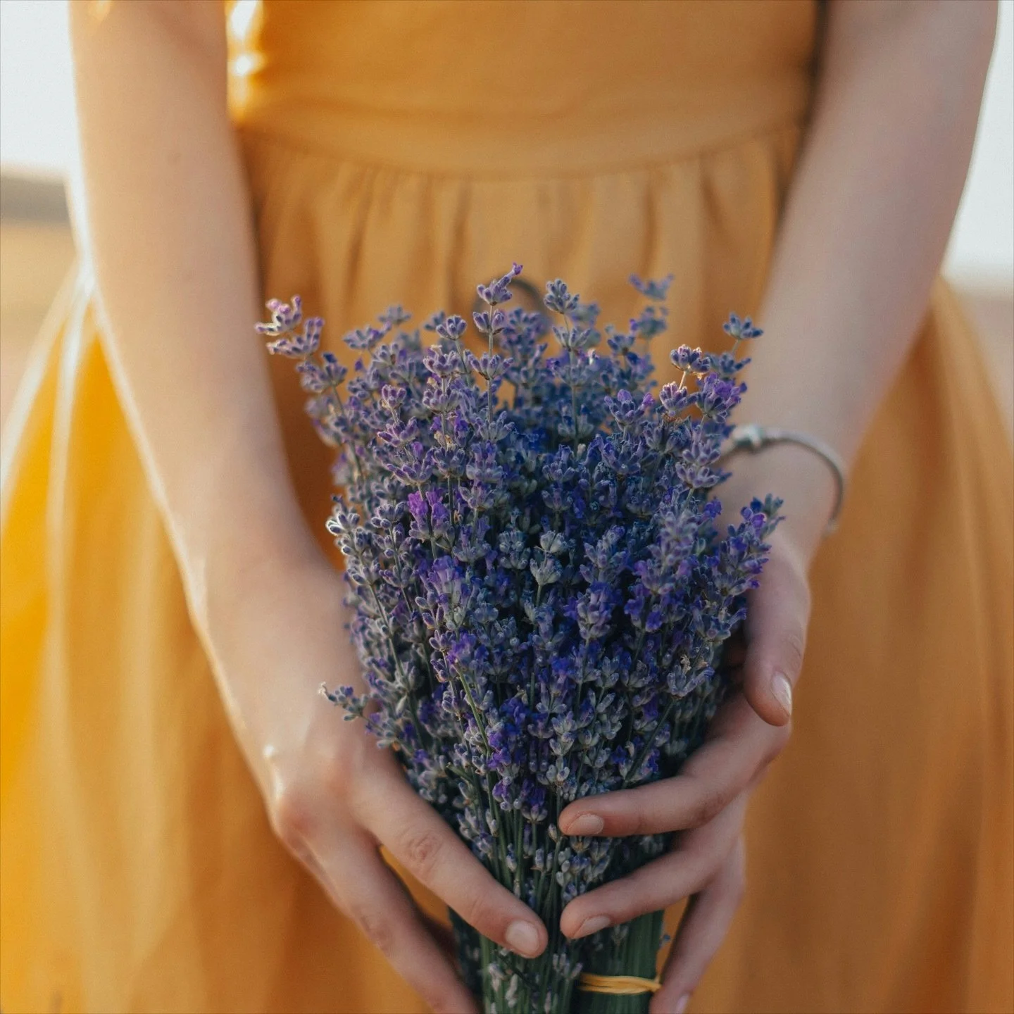 🌸 Fertility is such a tender journey! Sometimes the struggle isn&rsquo;t just physical, it can be deeply emotional &amp; even generational. Our womb space can hold onto trapped emotions, whether from our own life experiences or passed down through t