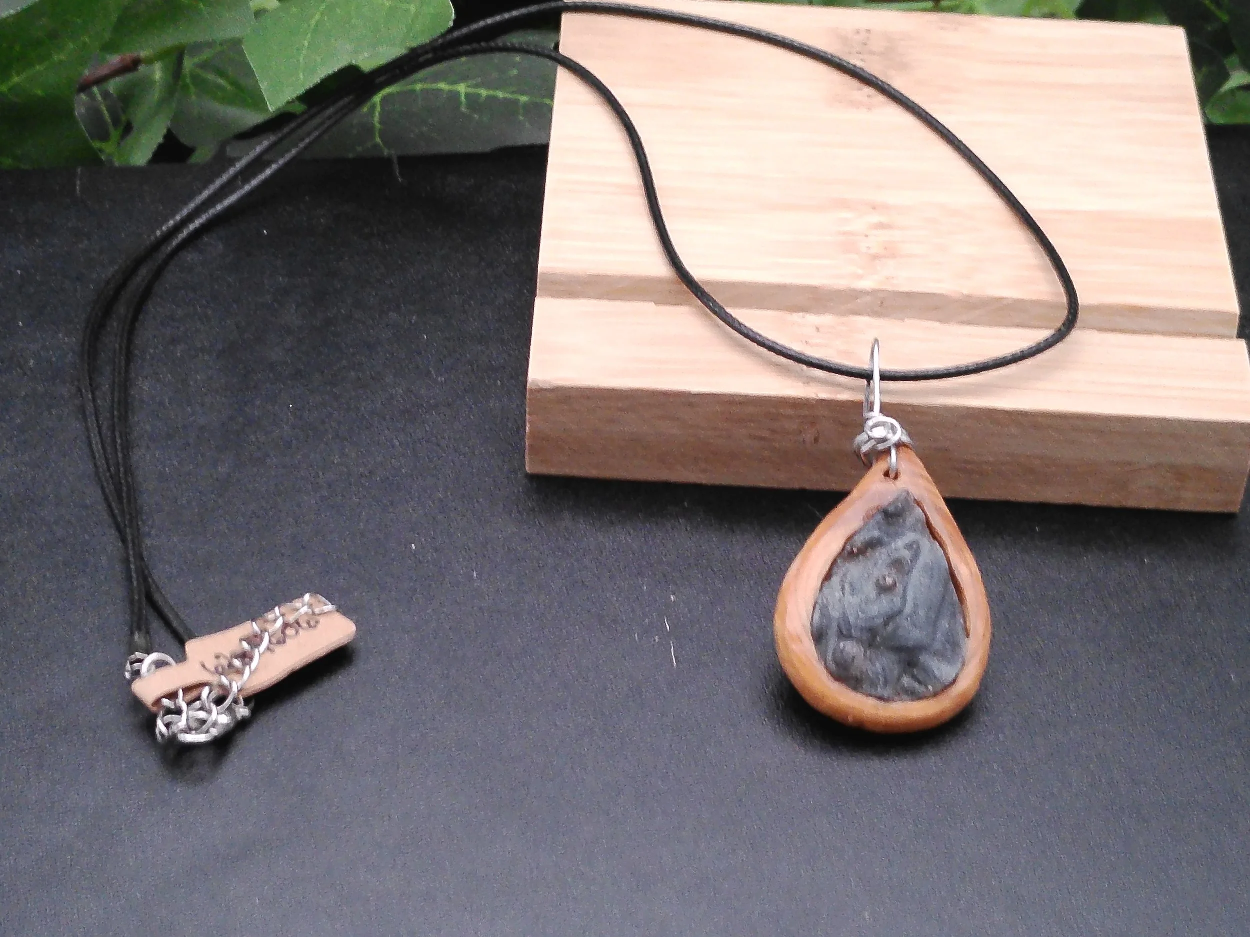 Agate Rosette set in wood