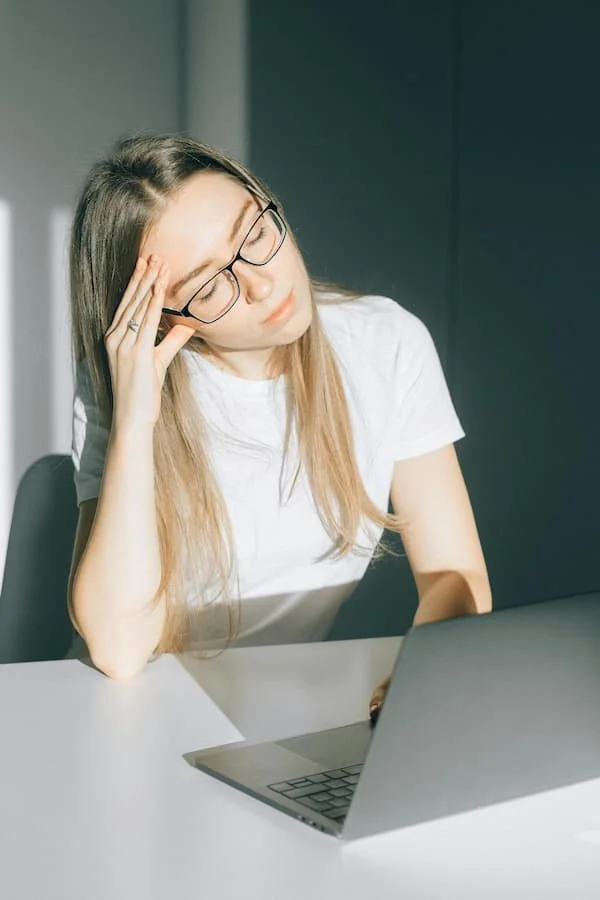 Massage Therapy for Desk Workers: Releasing Neck & Shoulder Tension