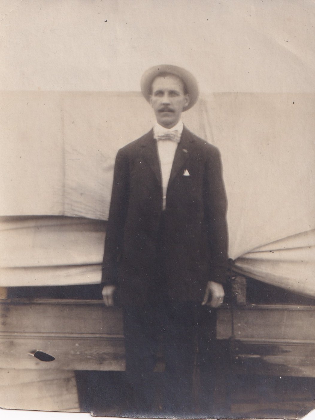Arnold Poole Avery