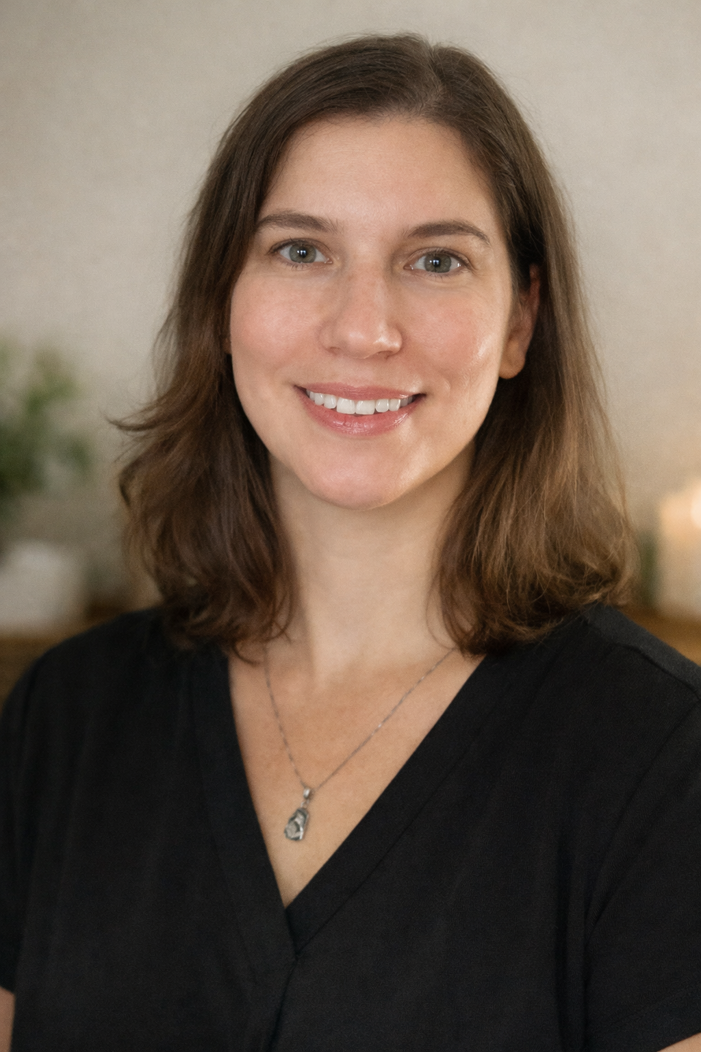 Best Massage Therapist in Durham, North Carolina and the surrounding areas, female massage therapist, woman massage therapist, Chapel Hill Massage, Mebane Massage, Hillsborough Massage, Durham County Massage, relax, wellness