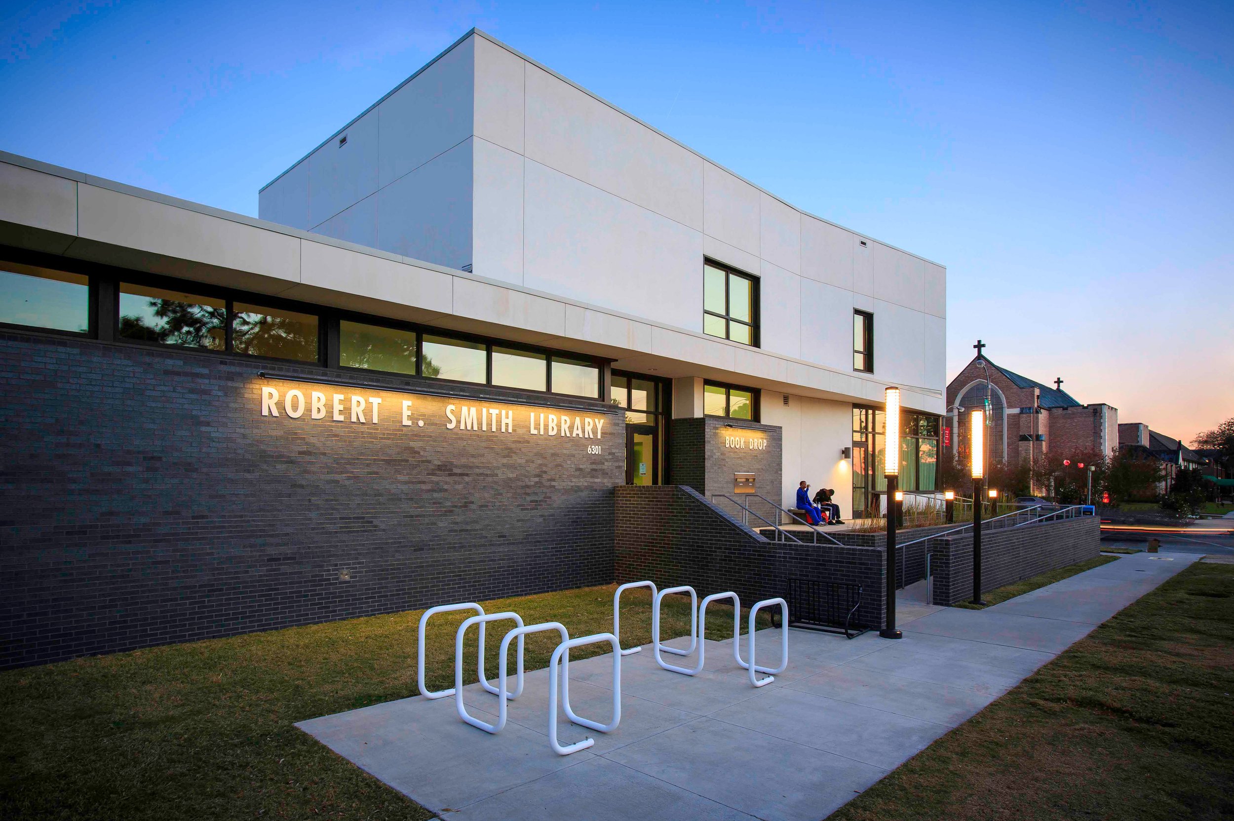 Robert E. Smith Library