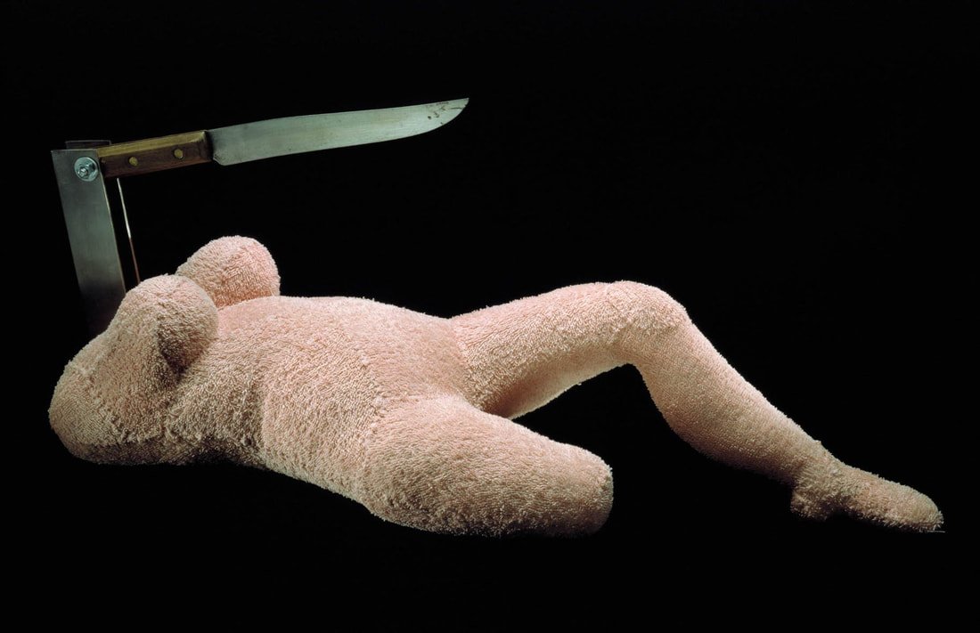 LOUISE BOURGEOIS
Femme Couteau , 2002