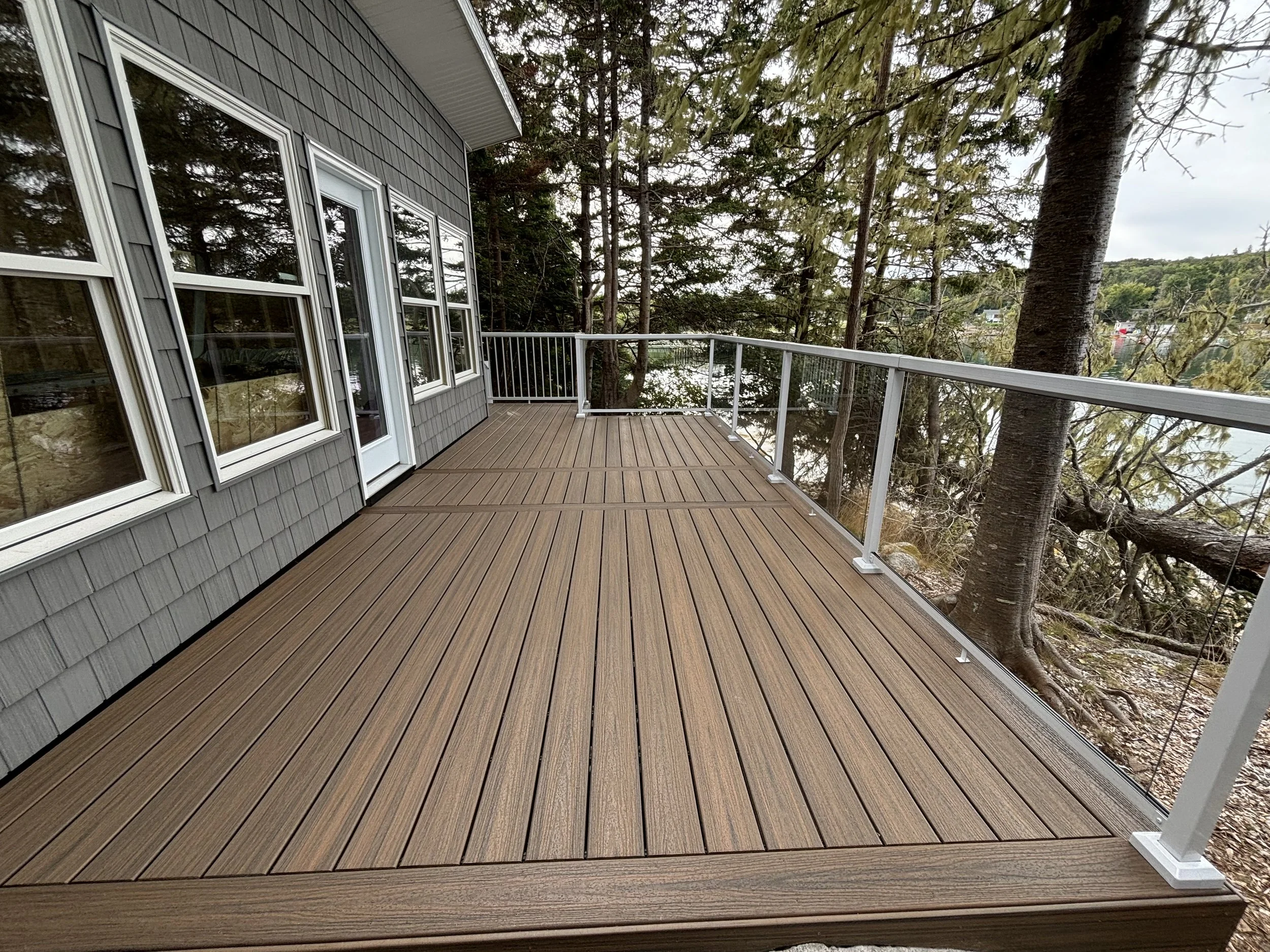 composite deck in tantallon by kinetic construction