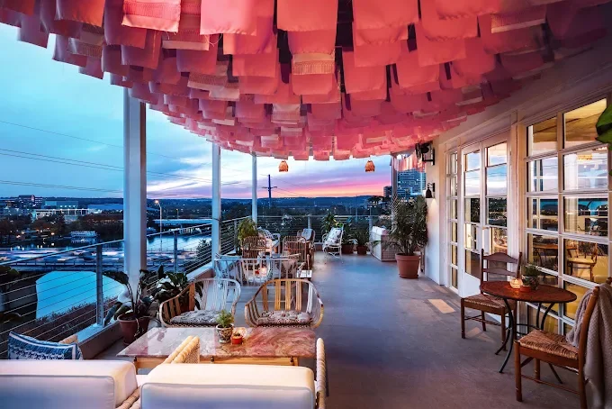 P6 at The Line Hotel
2015
_
Carved out of the parking garage's upper deck,
the panoramic cocktail bar reflects the region’s
culture of outdoor living with a wrap-around
outdoor terrace designed with a custom
glazing system.
_
Michael Hsu Office of A