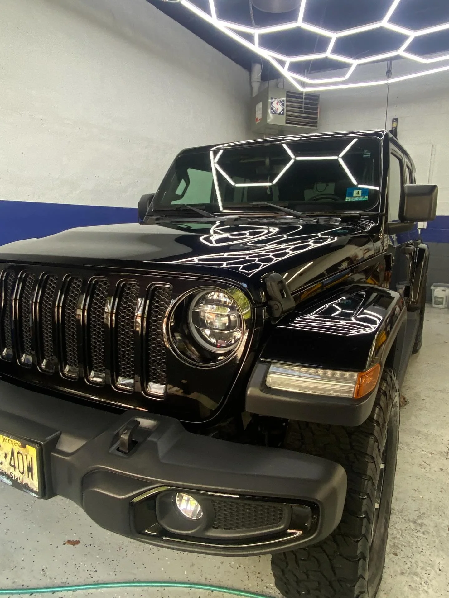 Rolling into the weekend with a clean Jeep ! Hit us up asap to get on the schedule !