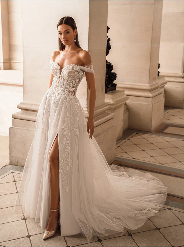 25_Elysee_PRO_FAE_Sleeves_Fro_Web_704_941_int_s_c1.jpg