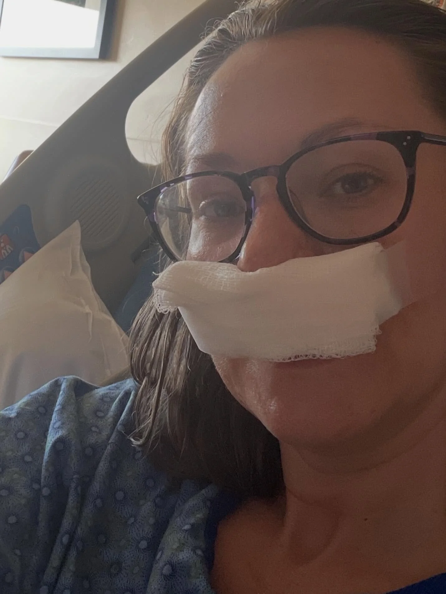 RAW. VULNERABLE SURGERY UPDATE. 

It&rsquo;s been 2 weeks since my surgery &amp; I have spent the last 2 weeks recovering &amp; processing all that happened. The processing has been easier than the recovering. 

The surgery ended up being more compli