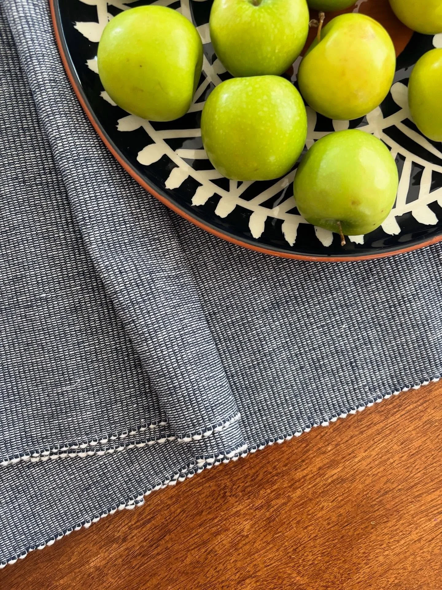 My house is getting photographed soon &hellip;.. but not until the gloom is gone. Postponed until next week for more ☀️☀️☀️. Meanwhile some BTS - scrubbing tile and trash cans, dissheveled props and generally trying to pretend we don&rsquo;t live her