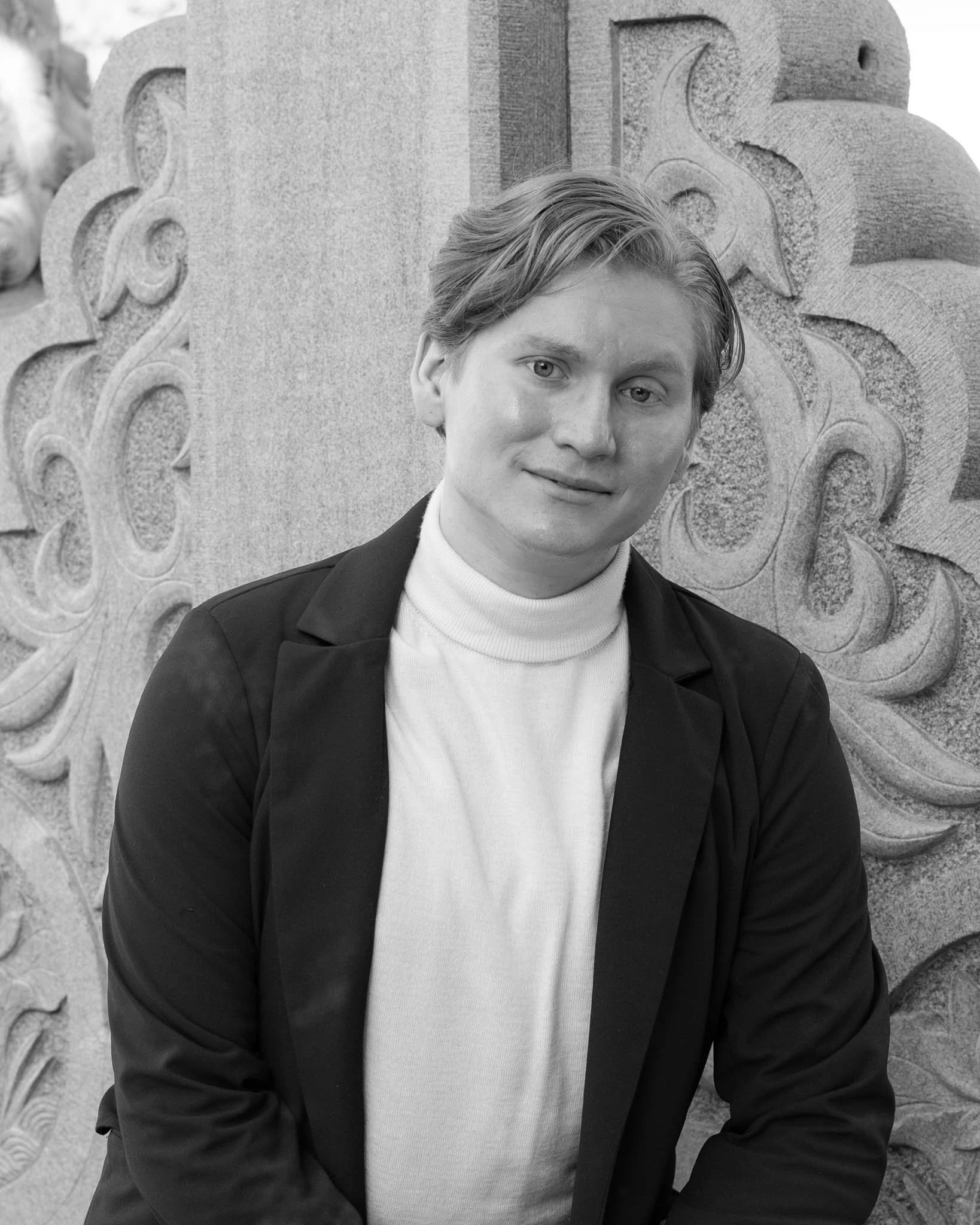 Blu Moreno, the Director of Operations at Designs In Gold. An SYV Native with a background in gemology, business, and historic costume design at USC.