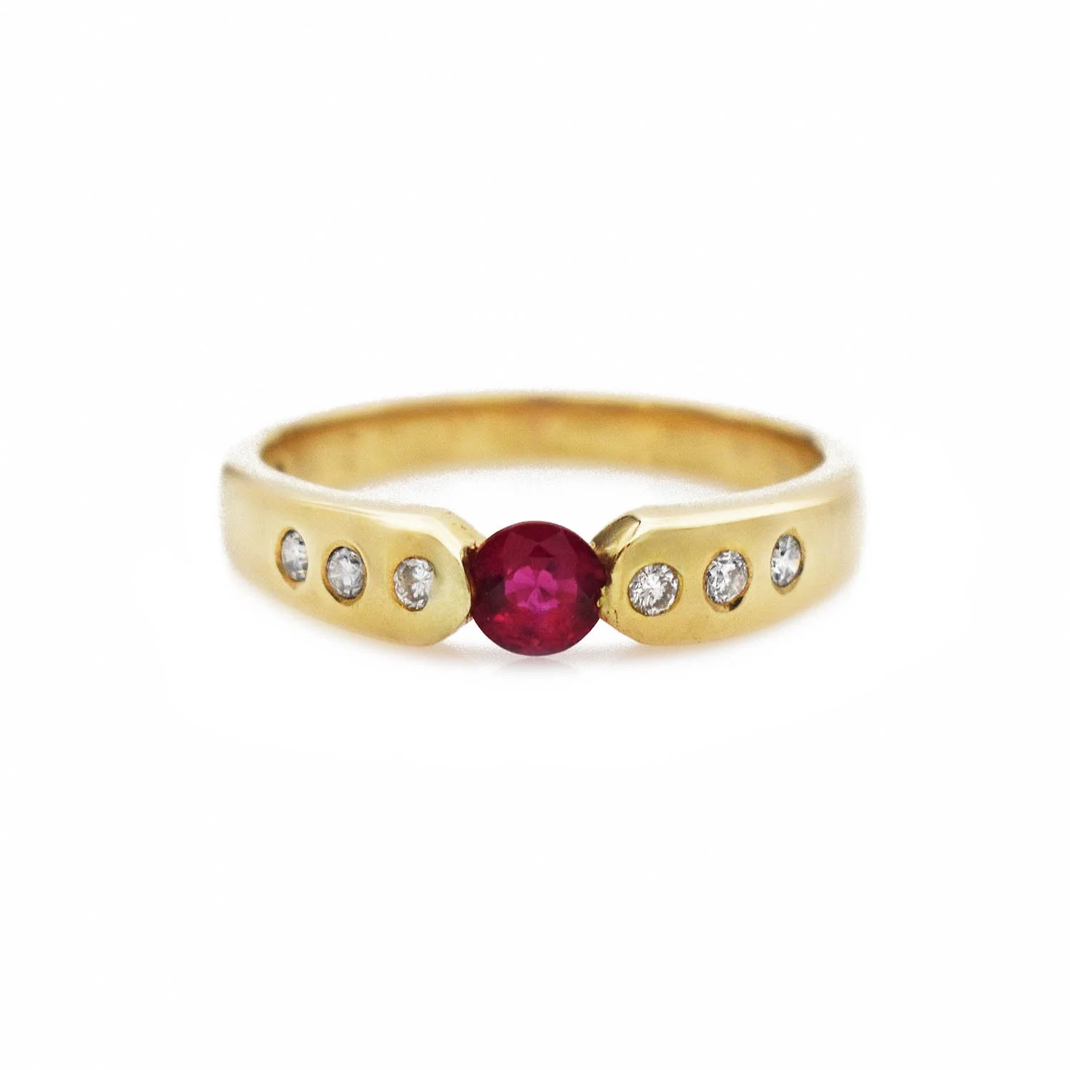 Ruby Diamond Ring Yellow Gold