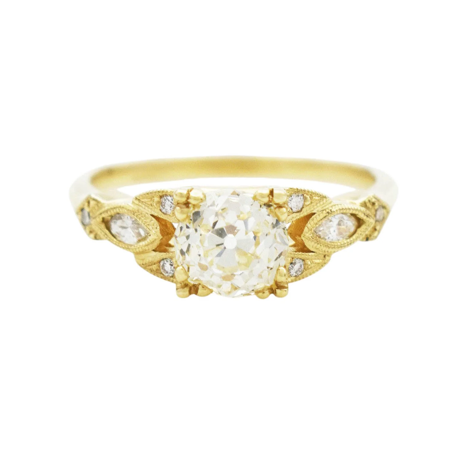 1940s Style Diamond Engagement Ring - GIA L VS2