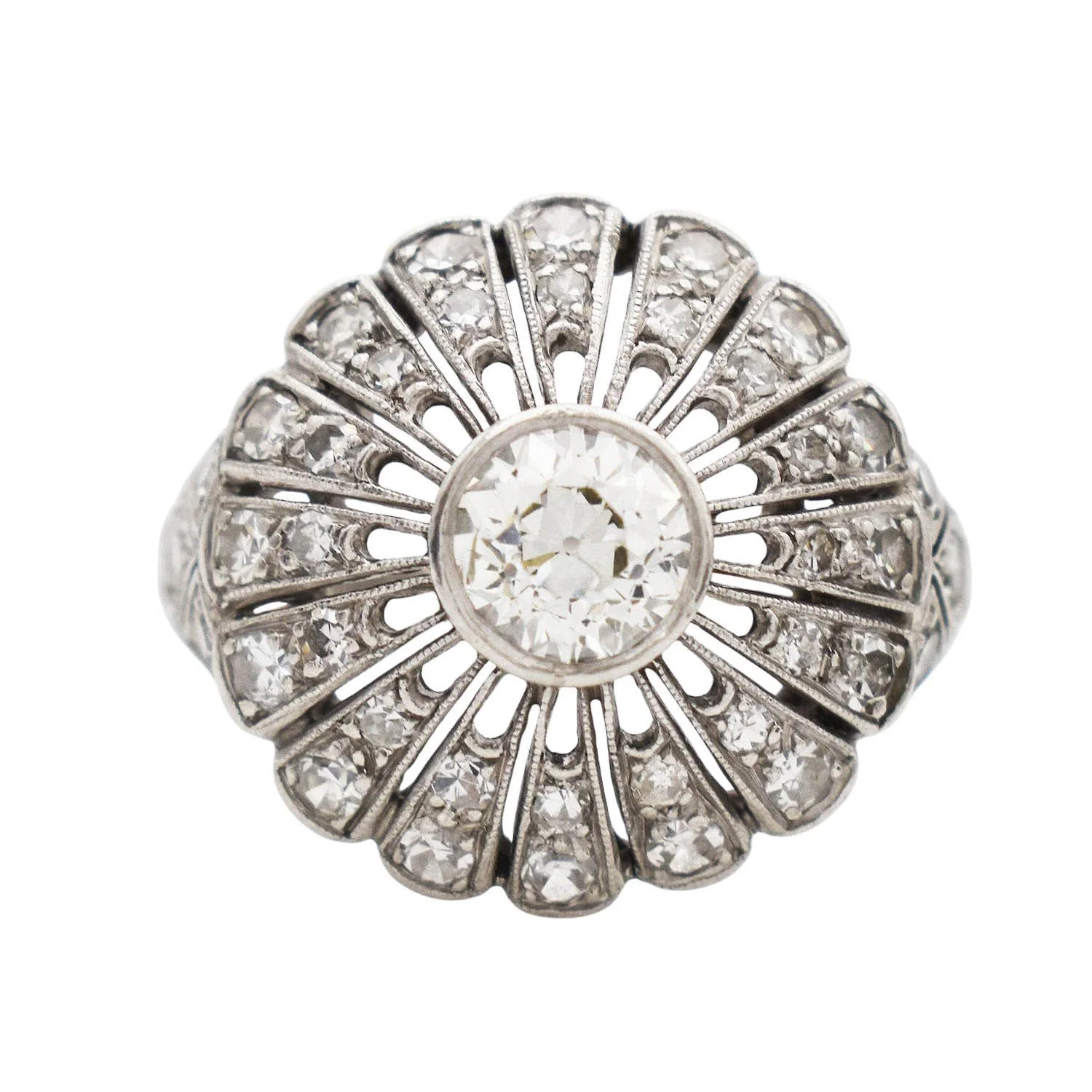 Round Antique Deco Diamond Ring Platinum