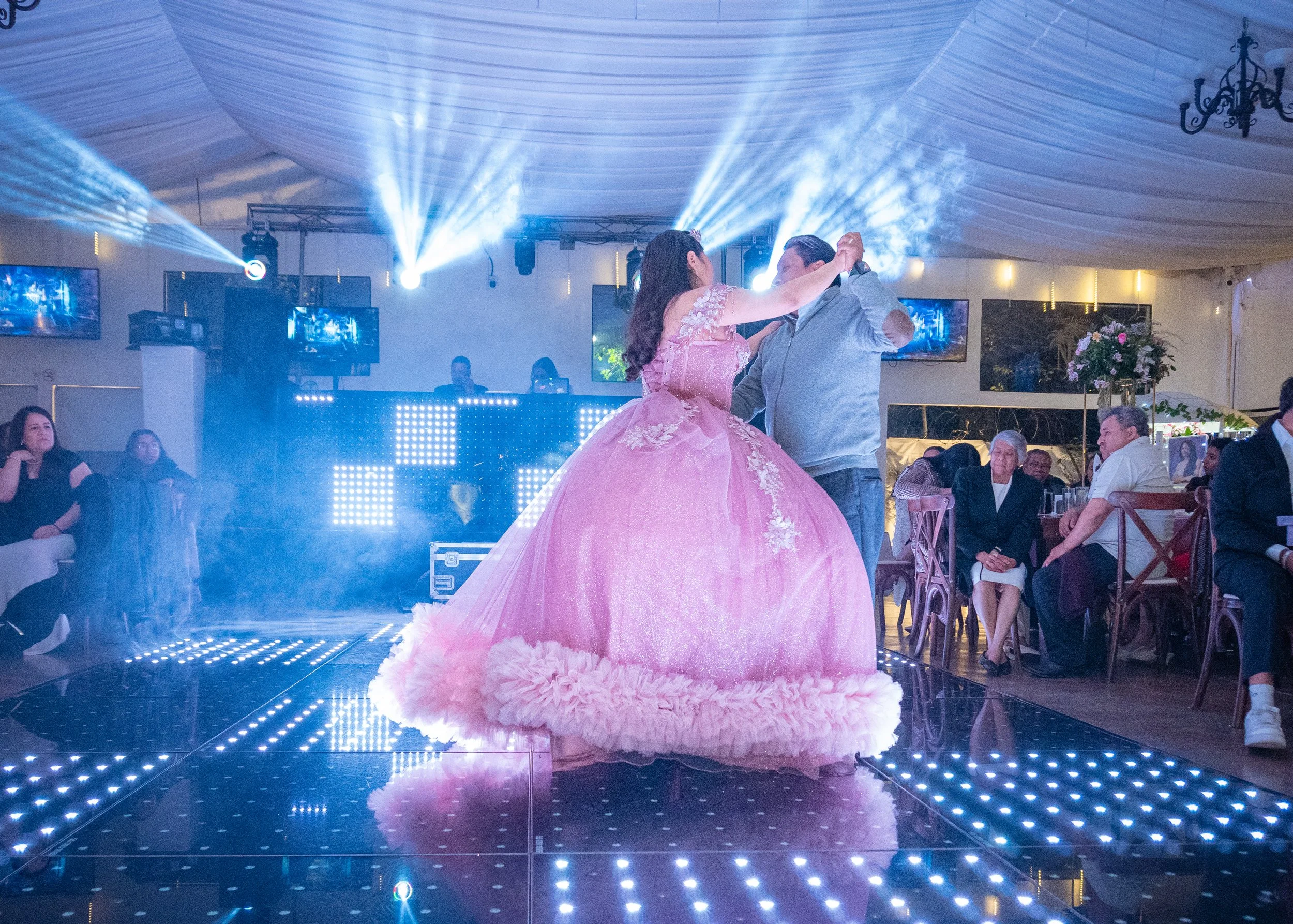 XV años - Portafolio Visual (1).jpg