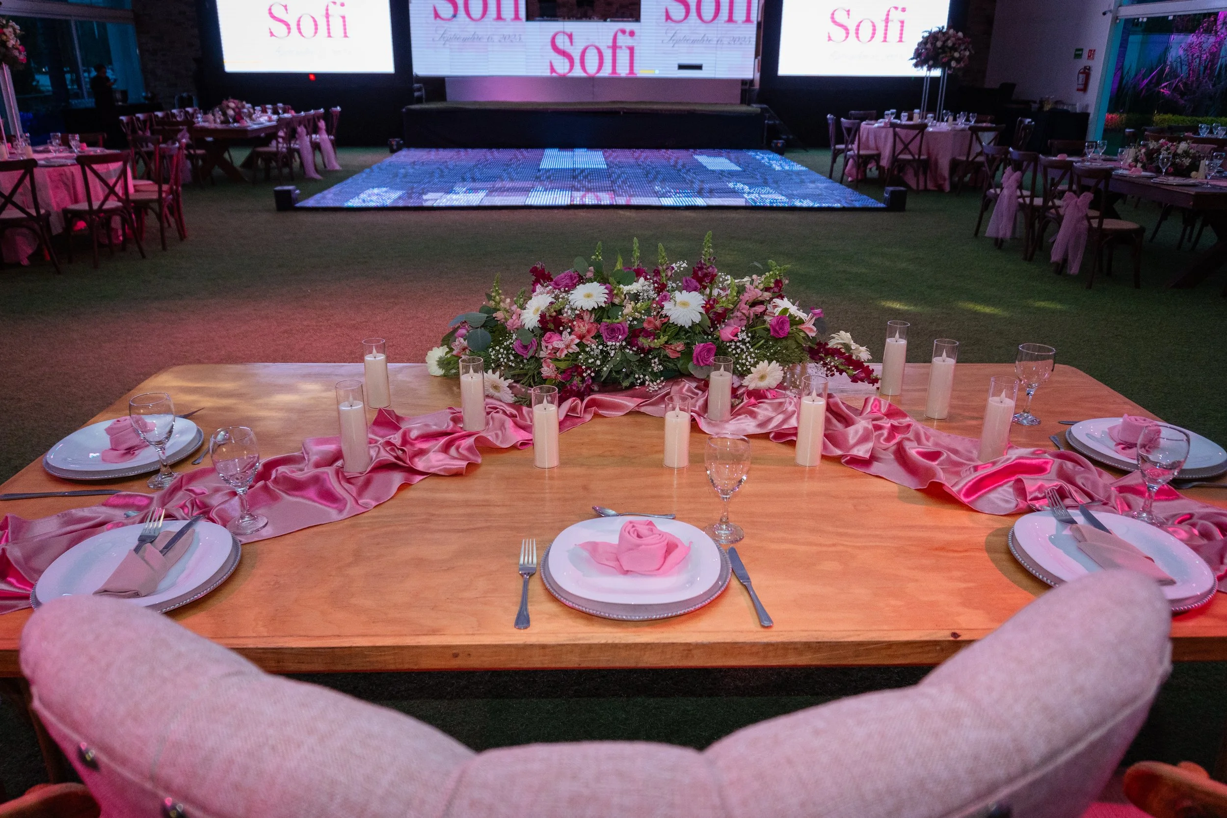 XV años - Portafolio Visual (23).jpg