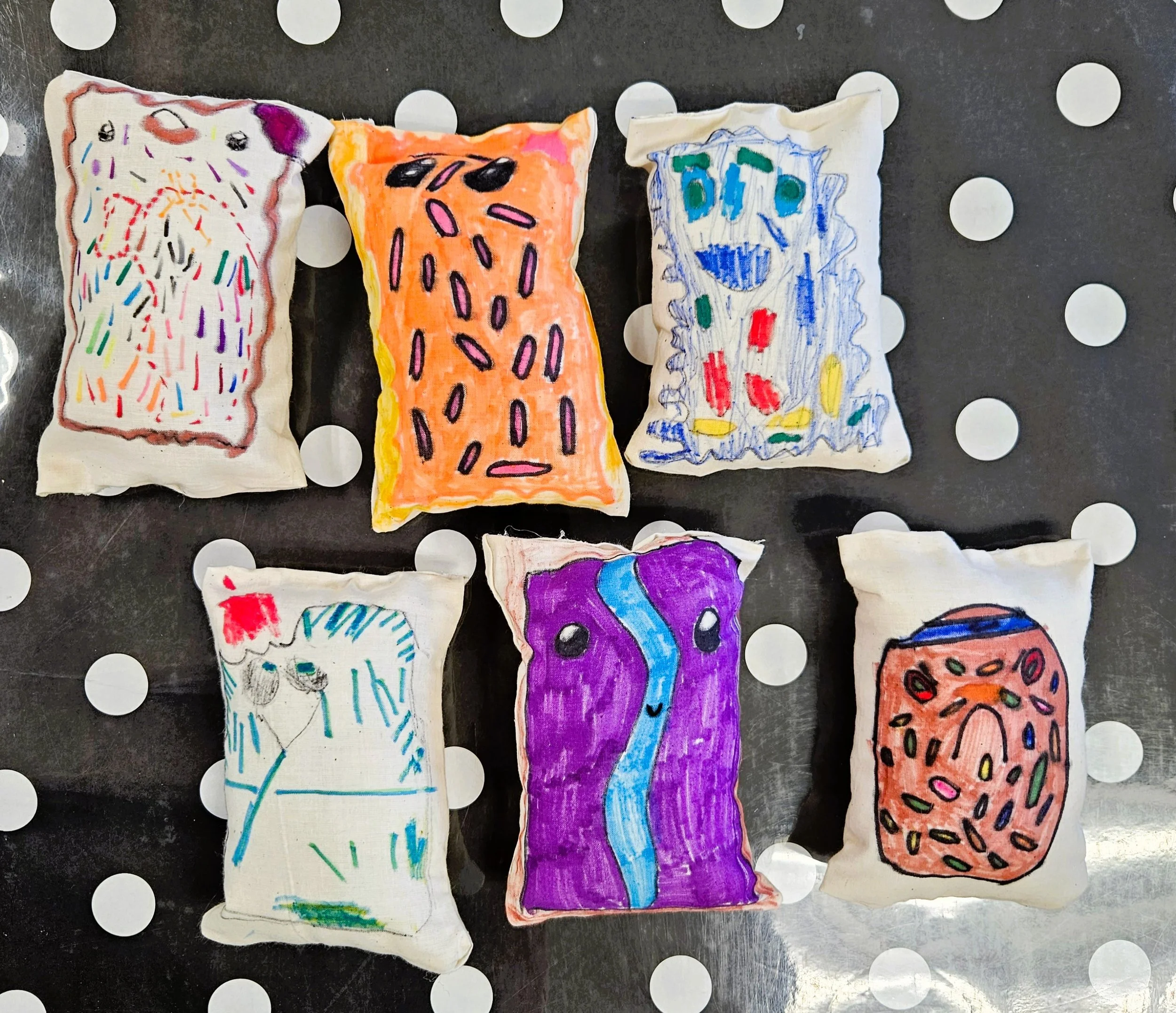 DIY Pop Tart Pillows 1.jpg