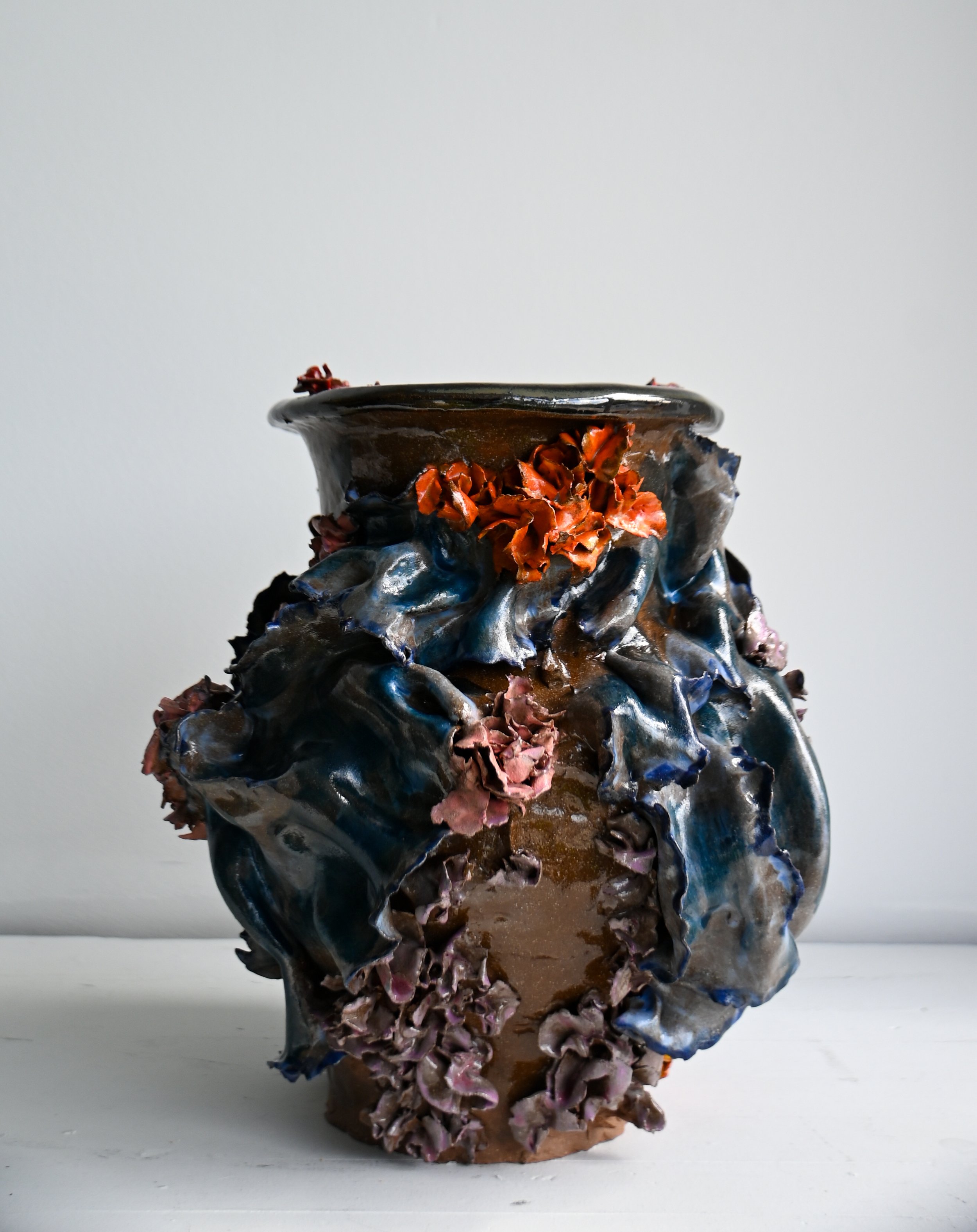 "Curio"
Ceramic
2024
sold to a private collector
