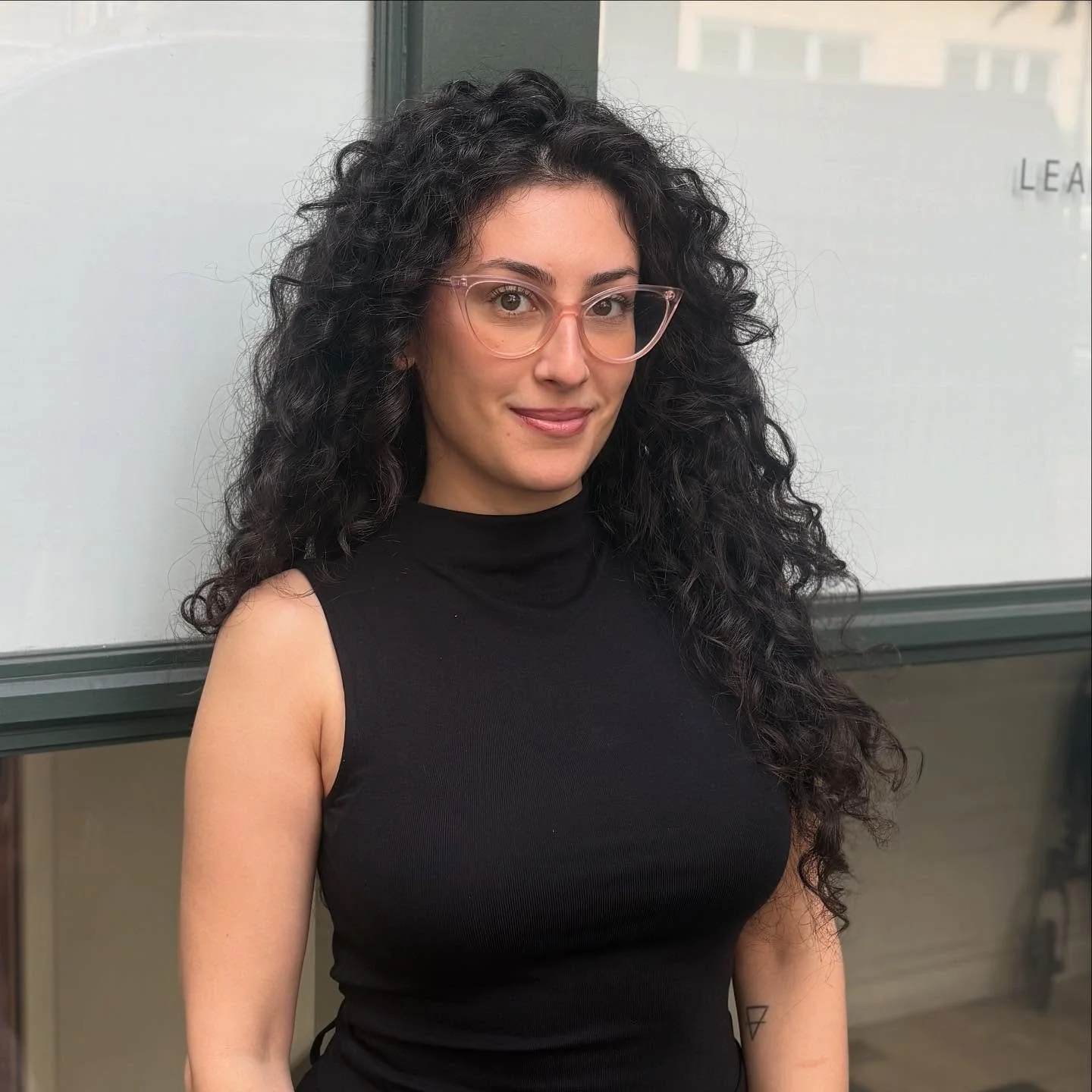 Happy to welcome to the team our new Salon Coordinator, Karina! 💫 You&rsquo;ll see her in the salon on Mondays, Tuesdays and Saturdays!
