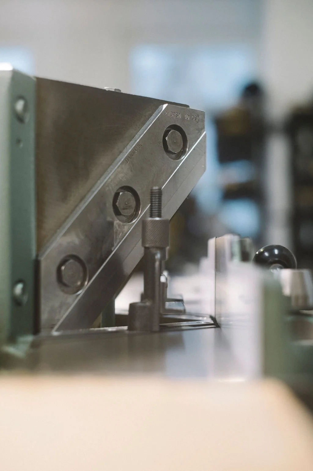 The double guillotine 