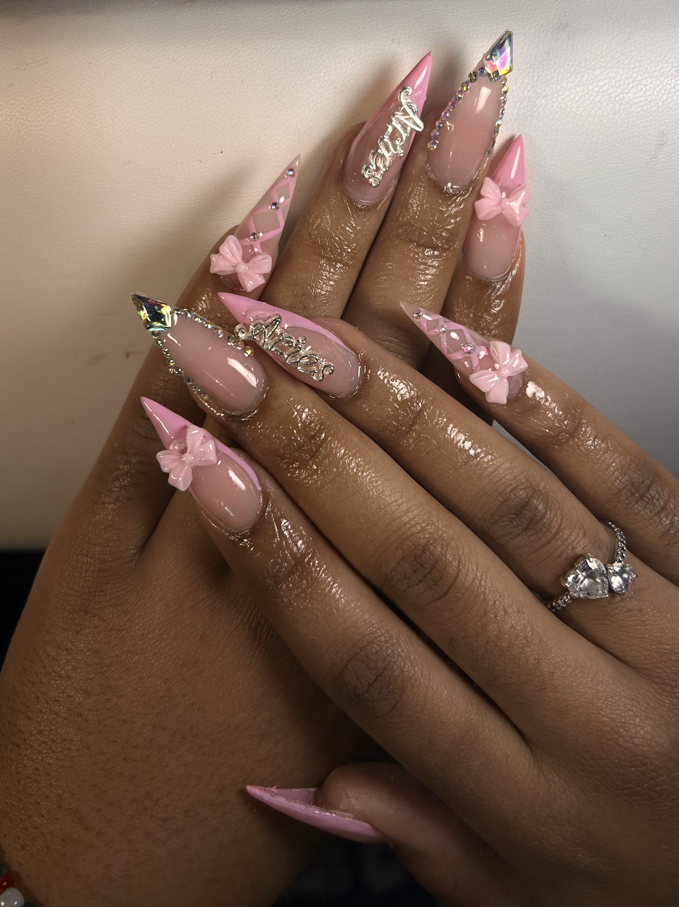 Full-Set Nails : Getting a full set at NI NAILED IT was a game changer. The shape, the design, the durability—everything was perfect. I’ve never received so many compliments on my nails.