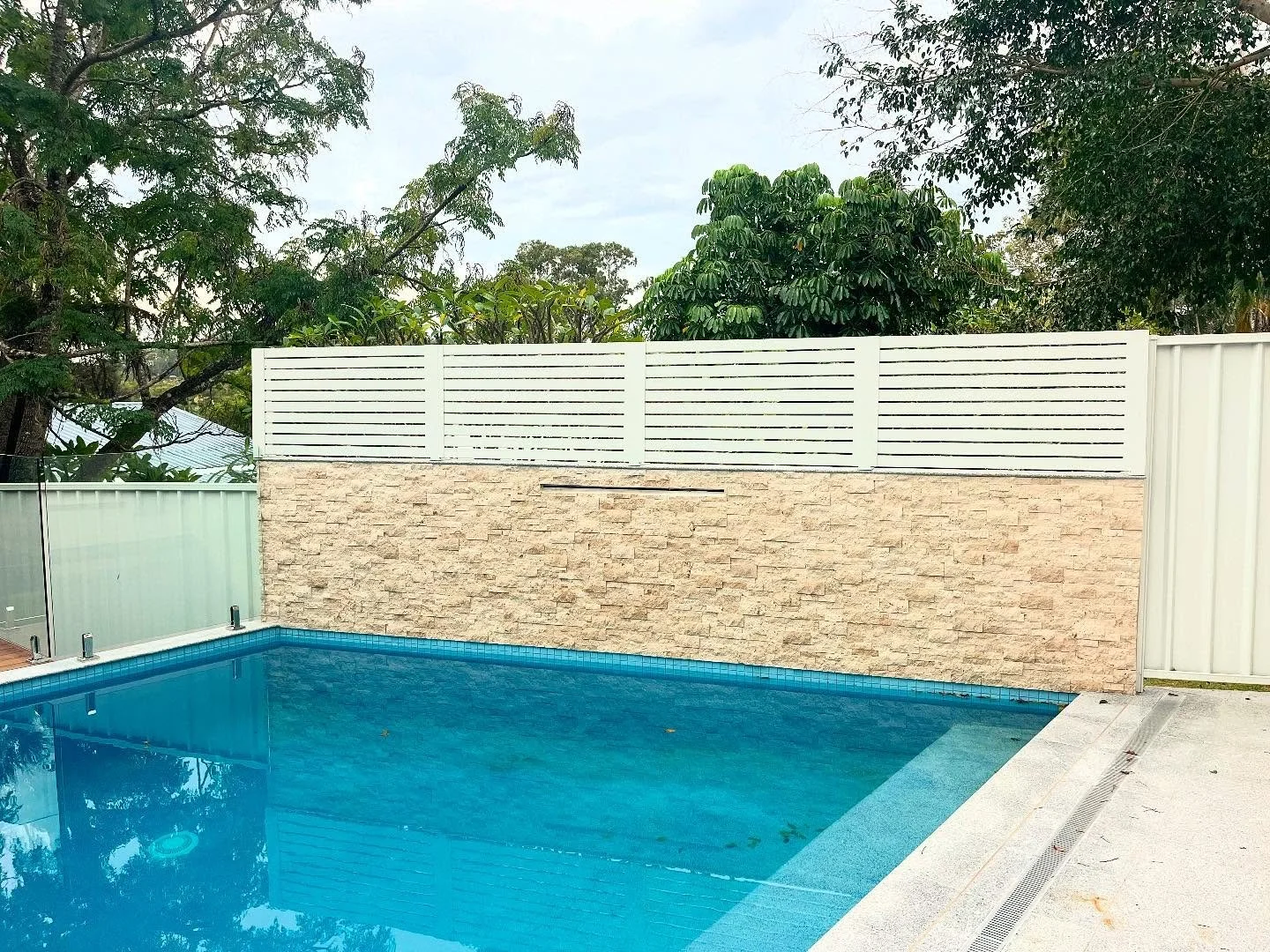 Need a backyard spruce up ready for summer? Bonville fencing has you covered!!🏊&zwj;♂️

Give Mick a call 📞0493 623 297

#bonvillefencing #poolfence #glasspoolfence #summer