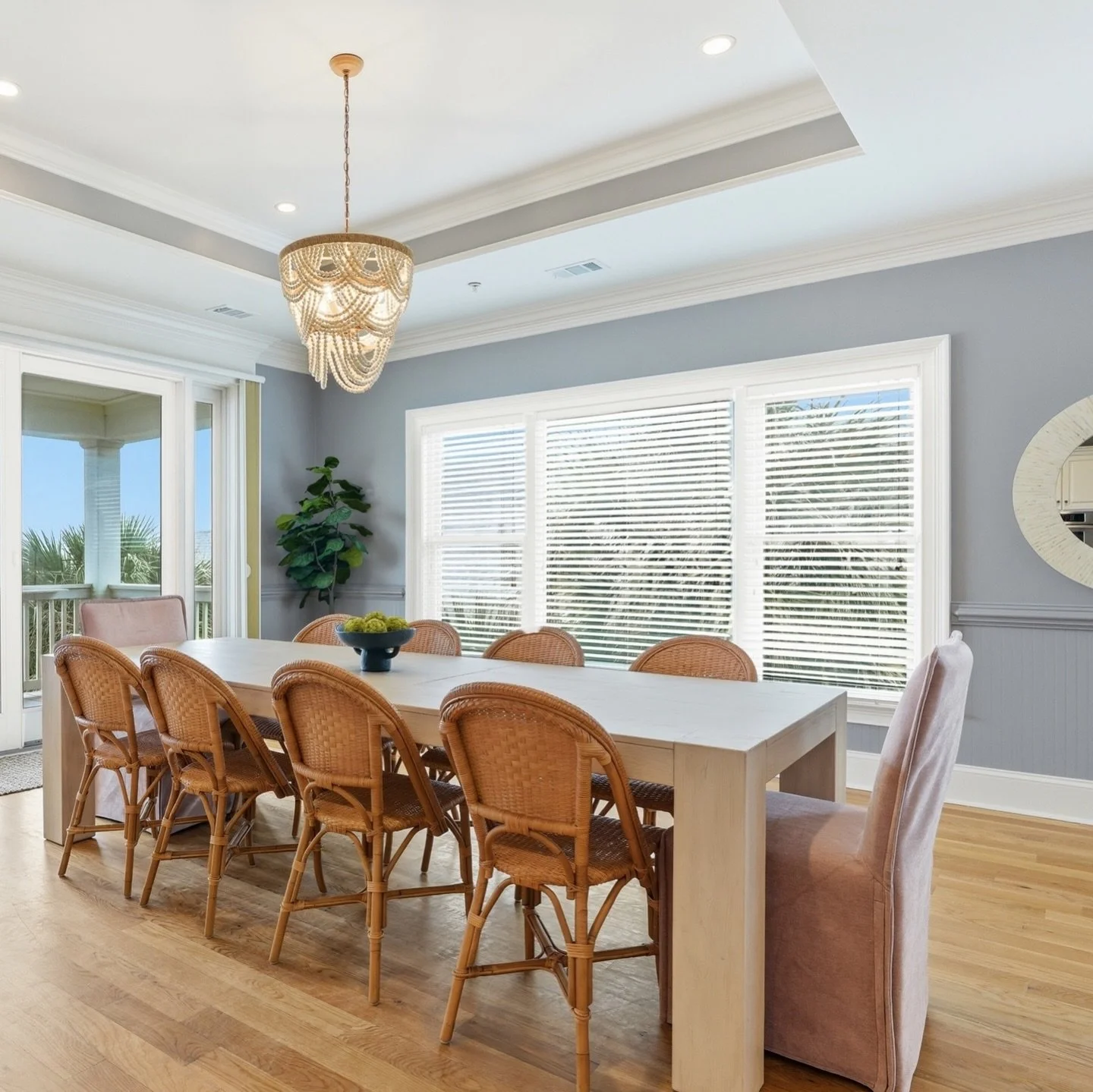 7th Heaven Redesign is Complete ☀️✨🌊🌴🤘🏼🙀

This 5 BDR Beachfront House is the ultimate luxurious escape for friends &amp; families to be accommodated at the beach. 

The design goal was to create a space that felt both welcoming and luxurious whi