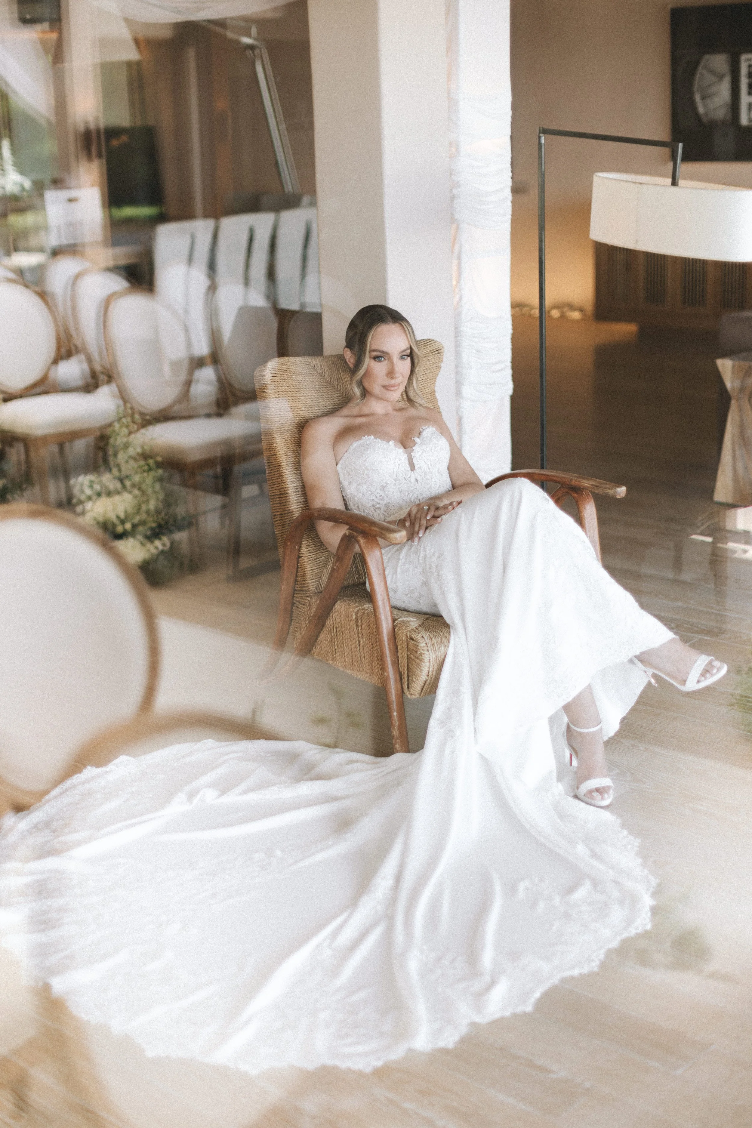 Wedtime_stories_milena_matthew_island_private_house_bride-129.jpg