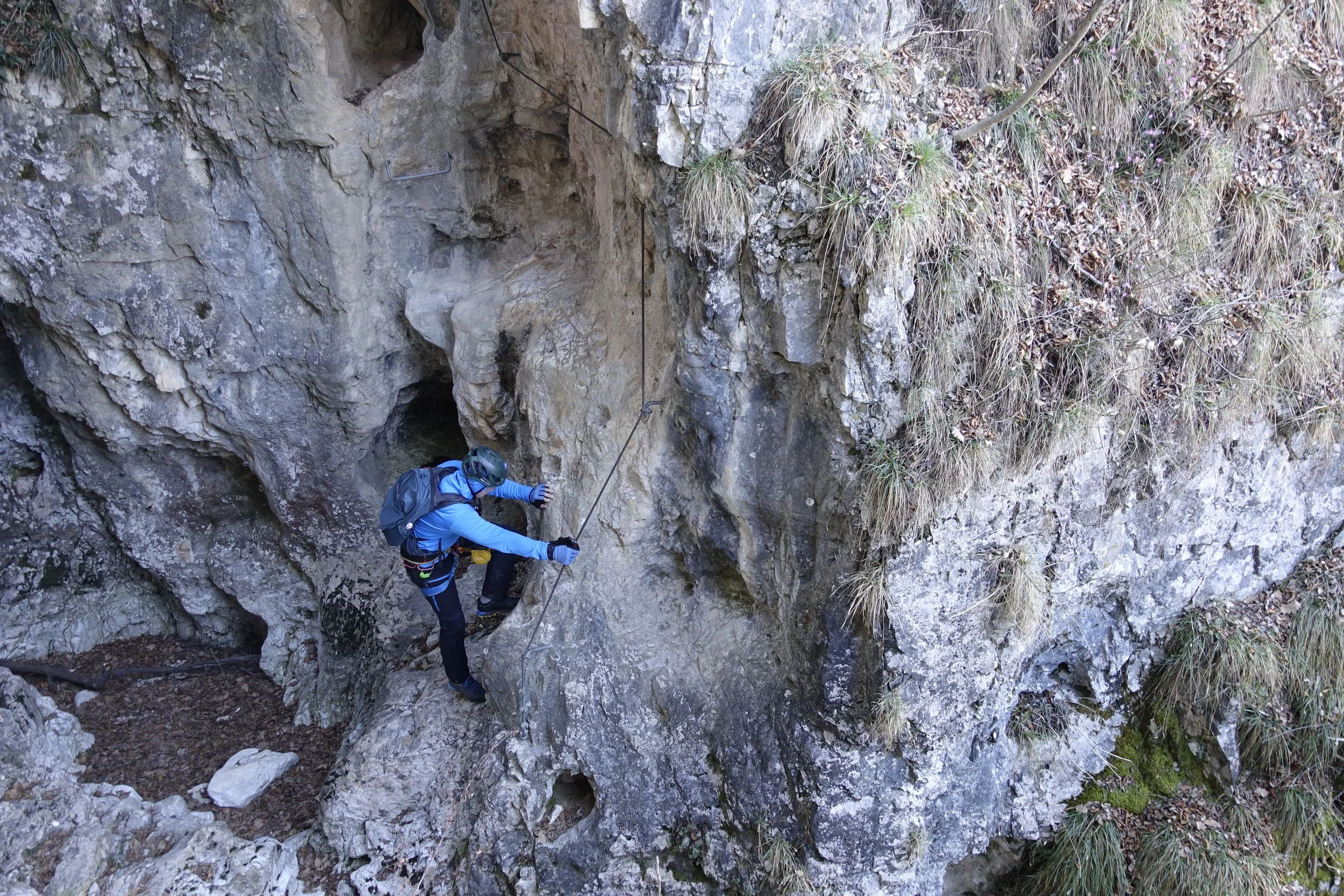 winter-via-ferrata-from-bolzano-with-dolomitesafari.jpeg