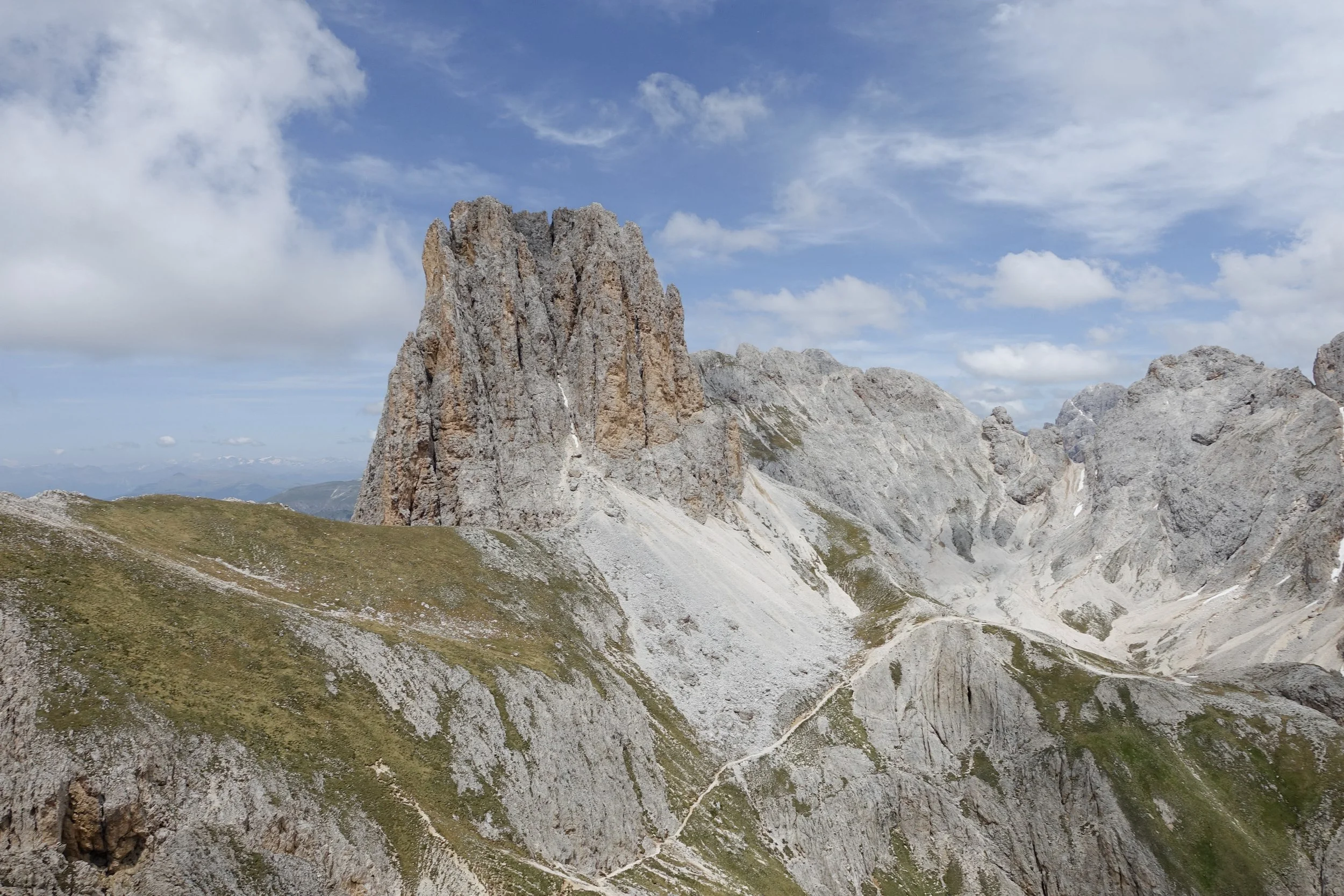 via-ferrata-roda-dolomites.jpeg