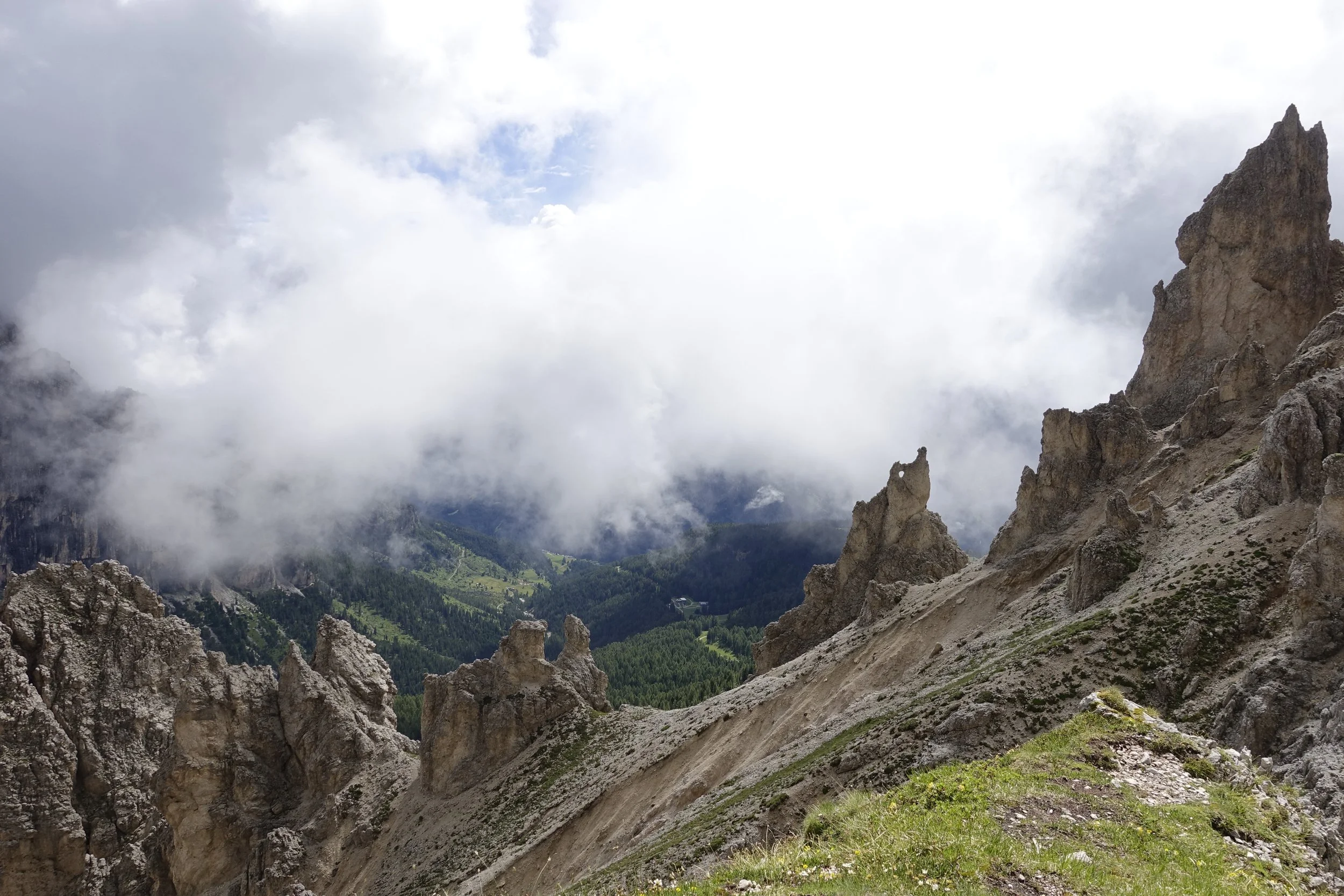 vajolet-valley-fassa-dolomites.jpeg