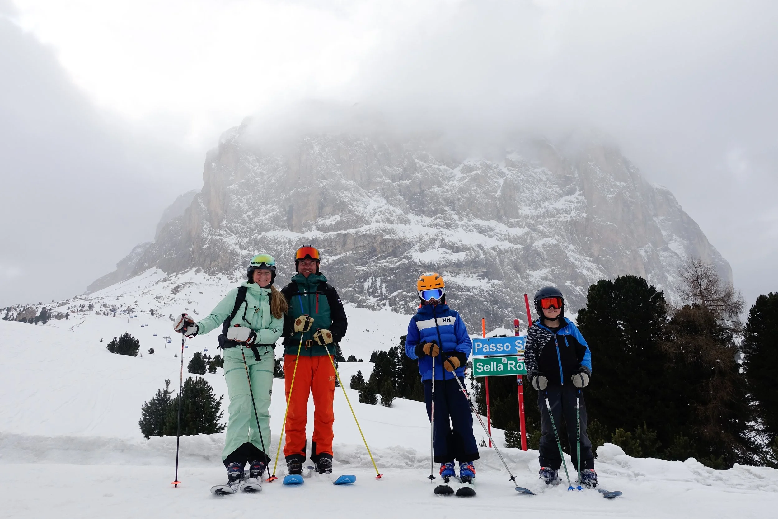 sassolungo-dolomites-ski-safari.jpeg