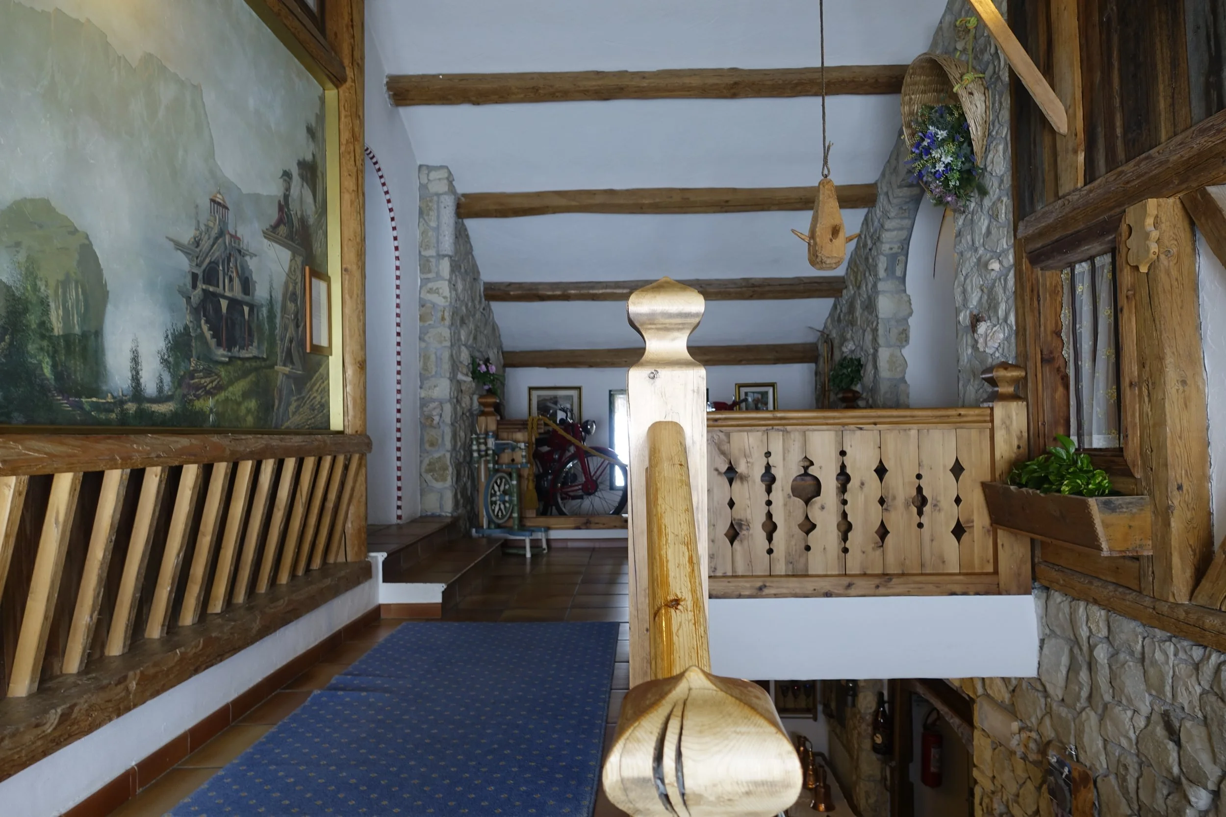 rifugio-passo-giau-dolomites-ski-safari (2).jpeg