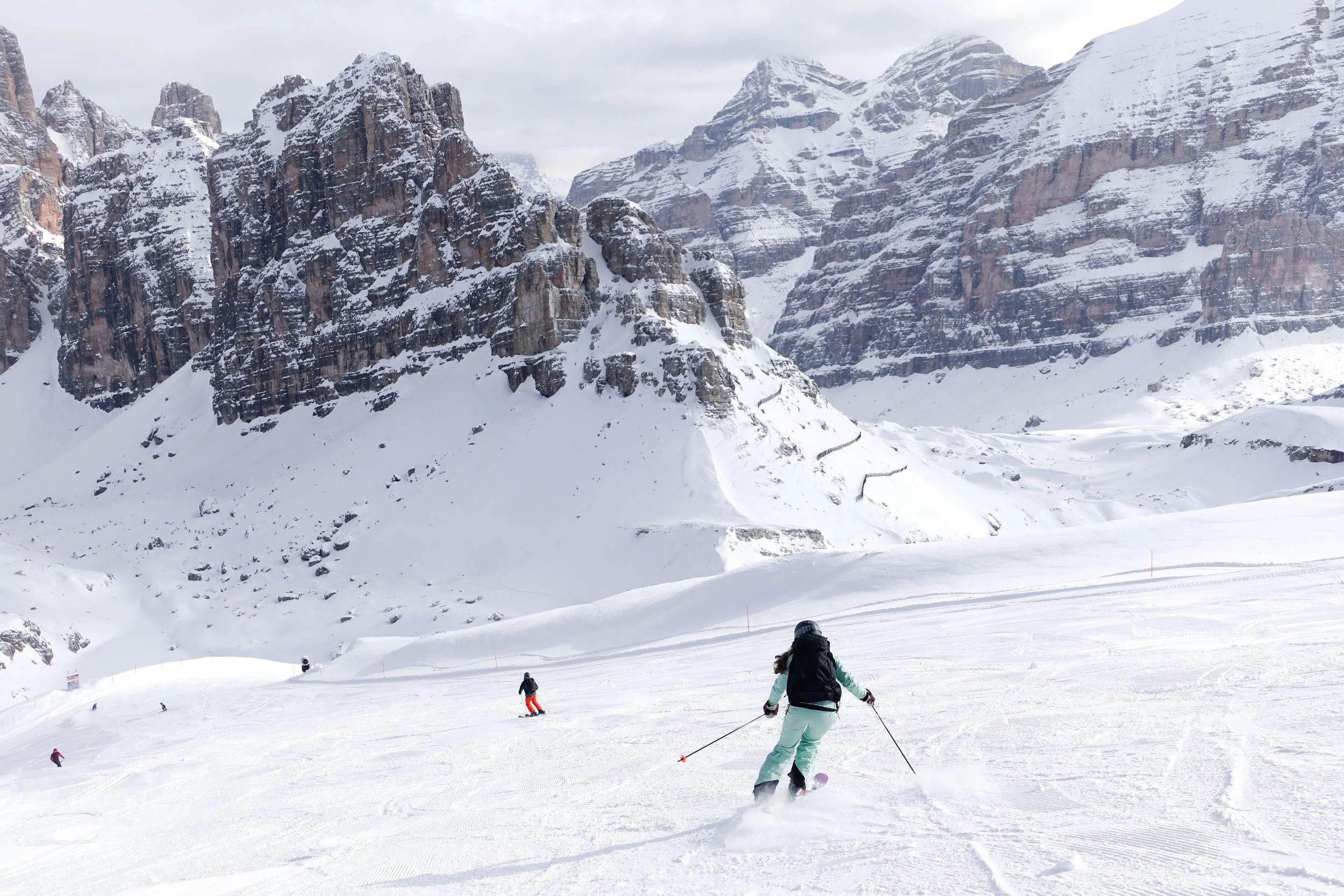 skiing-lagazuoi-dolomites-ski-safari.jpeg