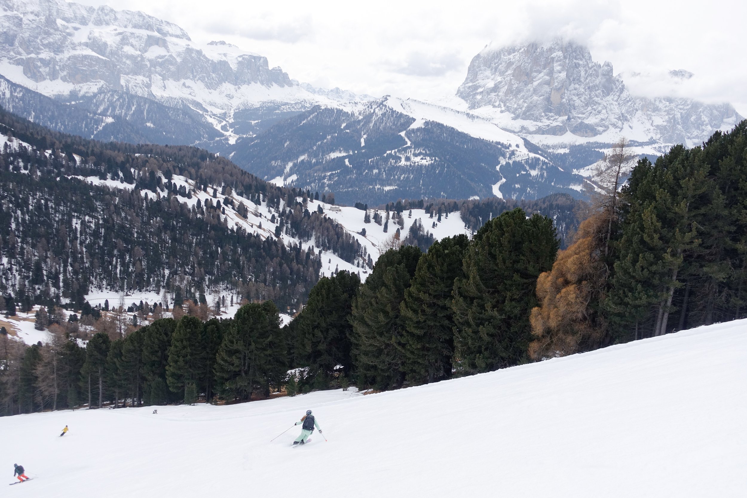 seceda-ski-safari-dolomites.jpeg