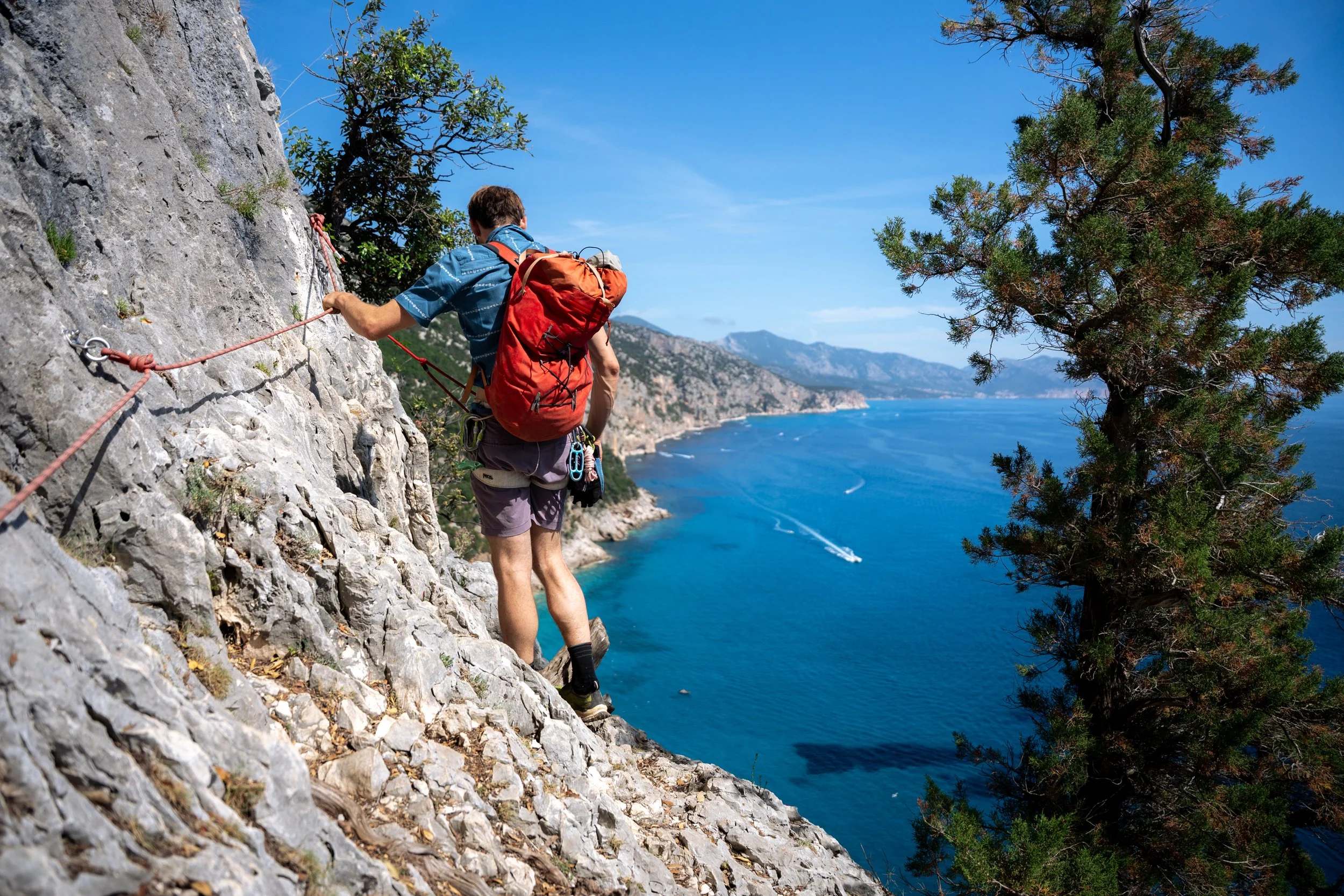 climbing-section-selvaggio-blu.JPEG