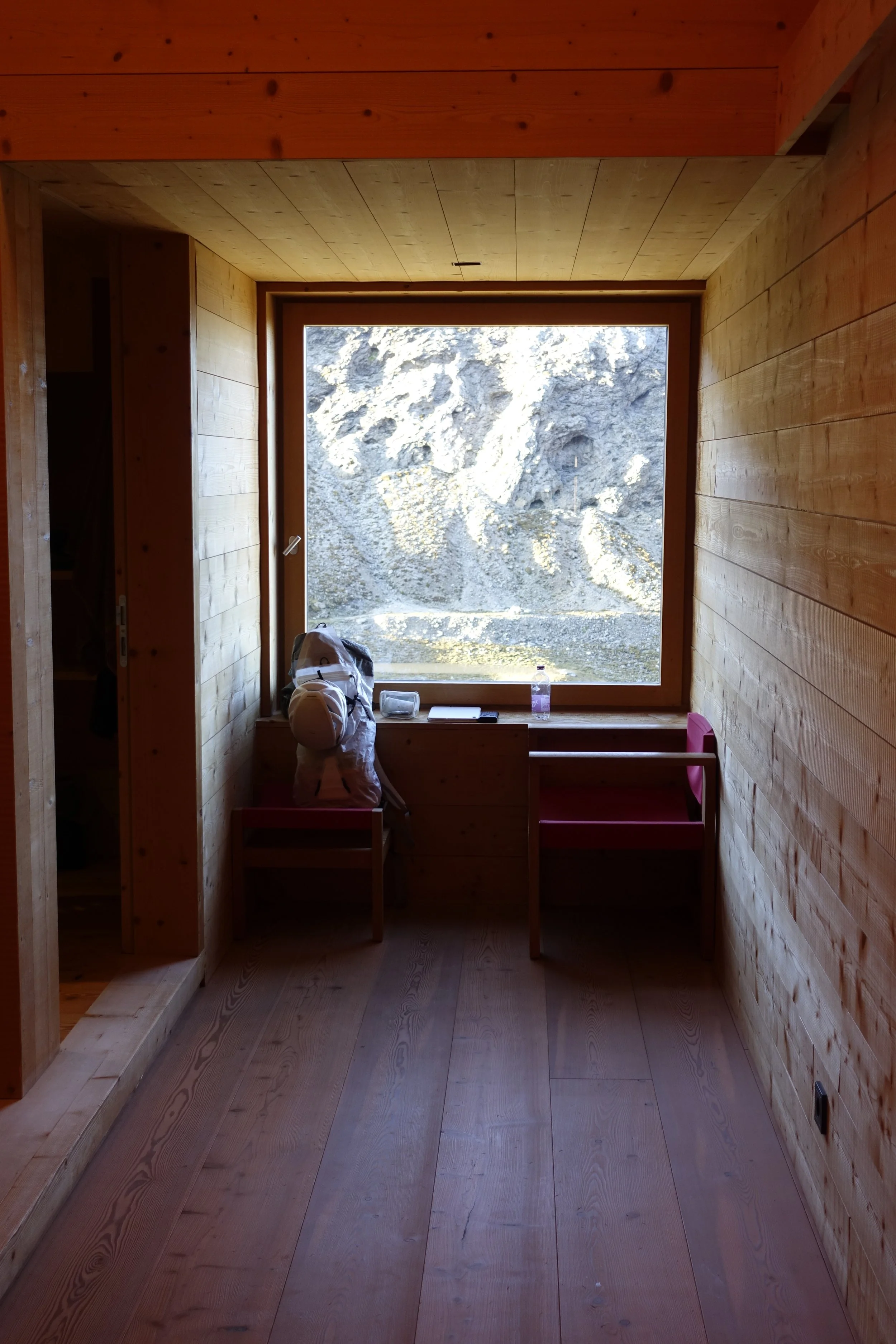 alpe-di-tires-rifugio-in-the-rosengarten.JPG