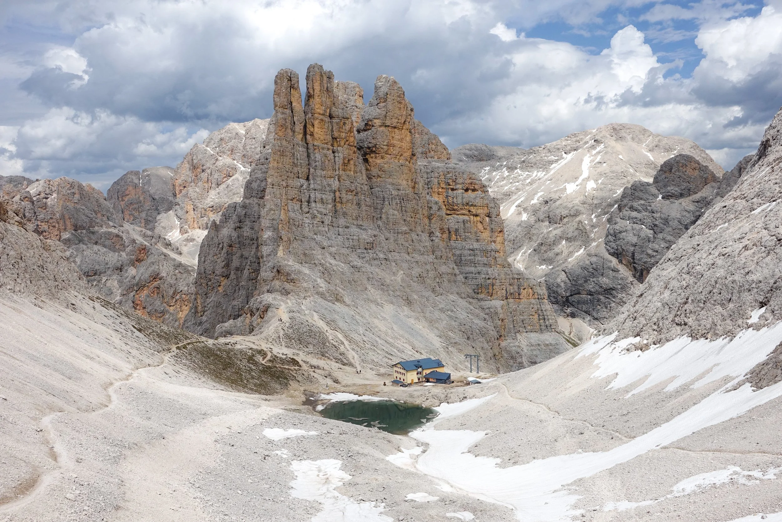 via ferrata roda di vael rosengarten with mountain guide Filippo of Dolomitesafari