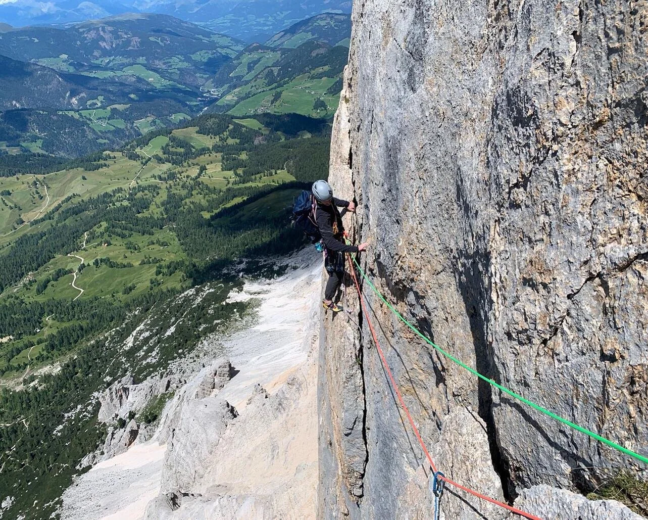 climbing on Sas de la crusc 