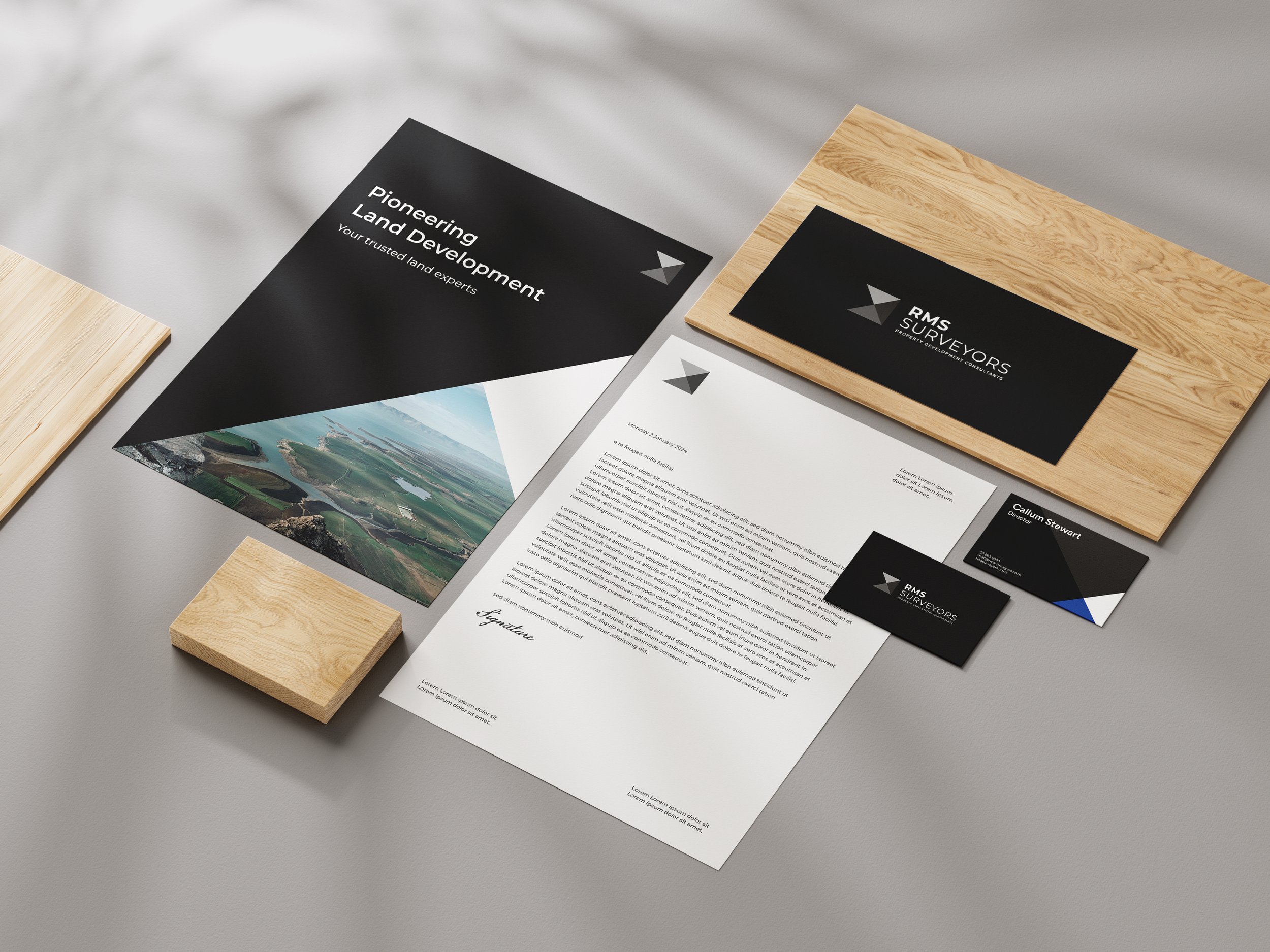 Stationery Mockup 01.jpg