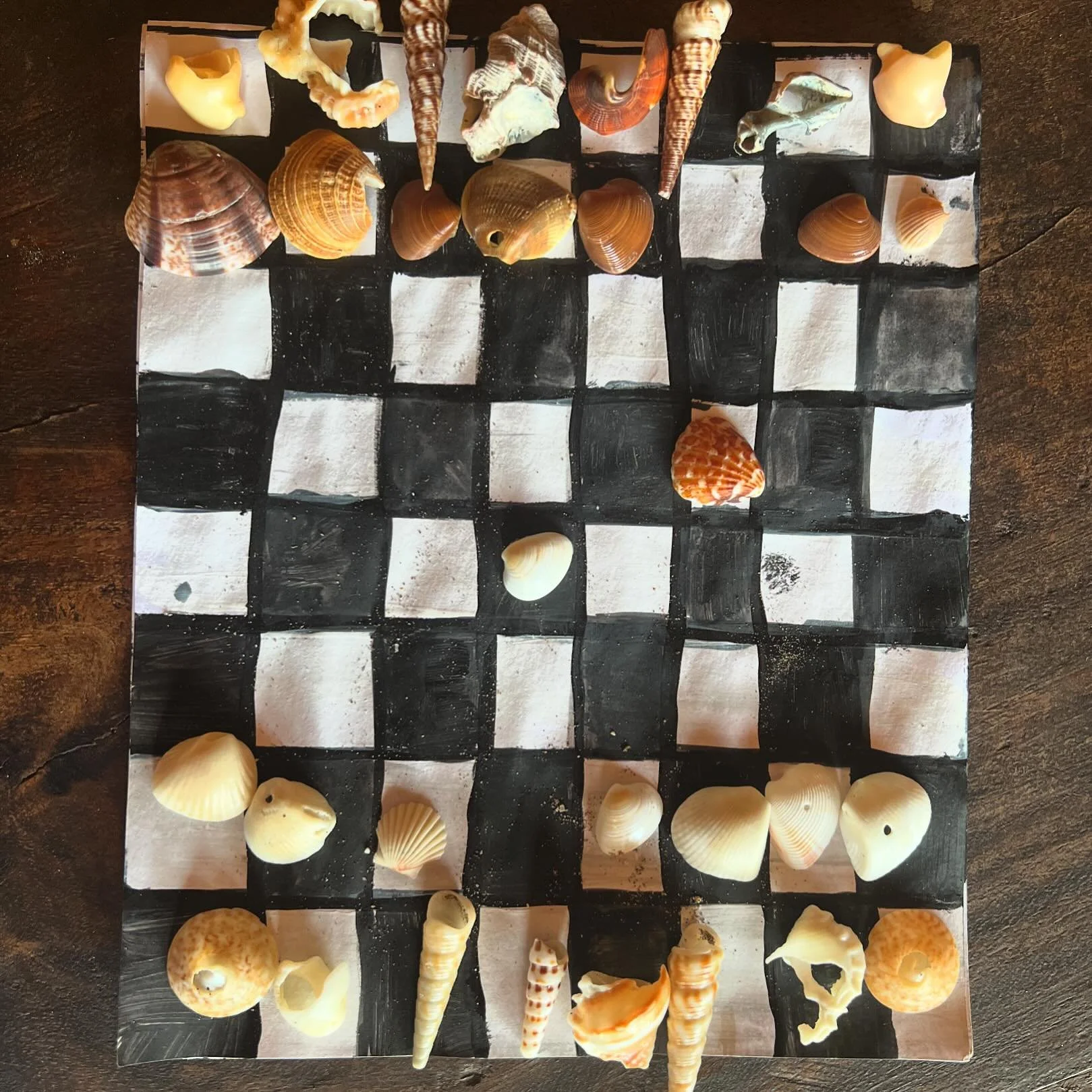 The more simple our life gets, the more creative we get. Probably it&rsquo;s not always the case&hellip; but for sure it feels that way at the moment #livingsimplelovingnature #homemadechessboard @carpediemecoretreat #bepresentwithyourkids