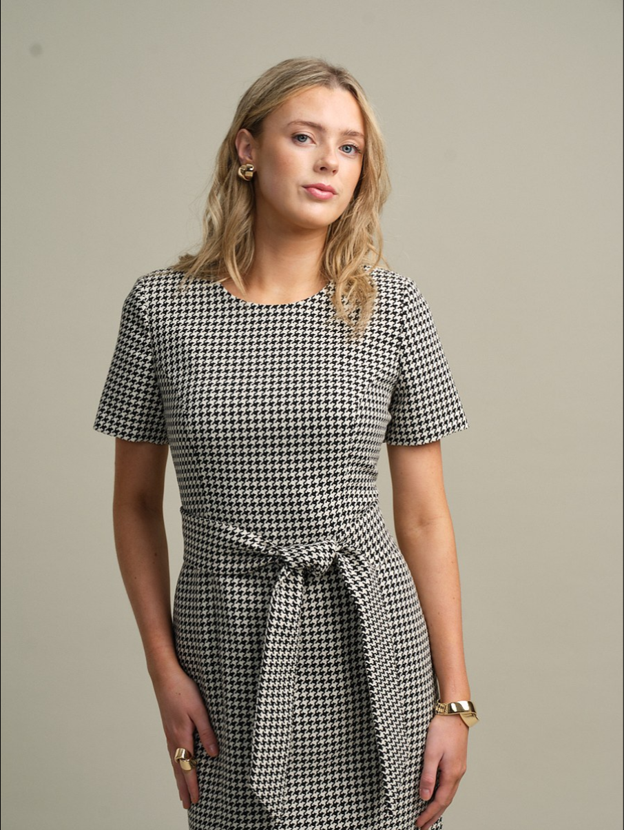 Look 3 - Houndstooth classic