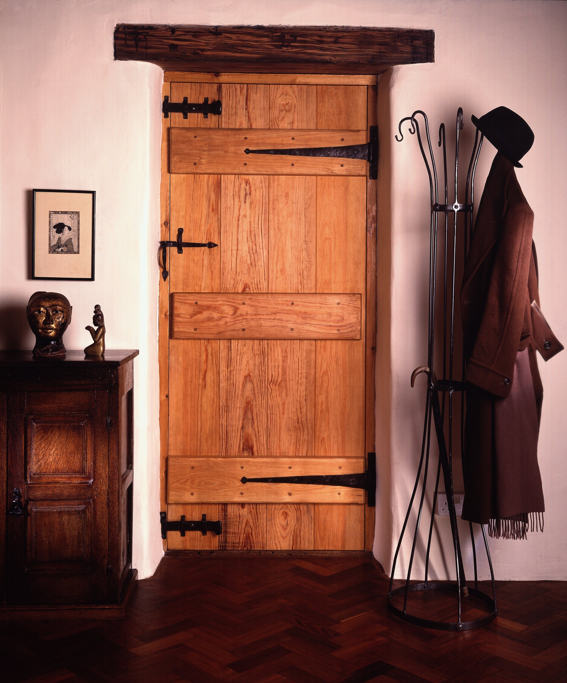 Door furniture and hat stand